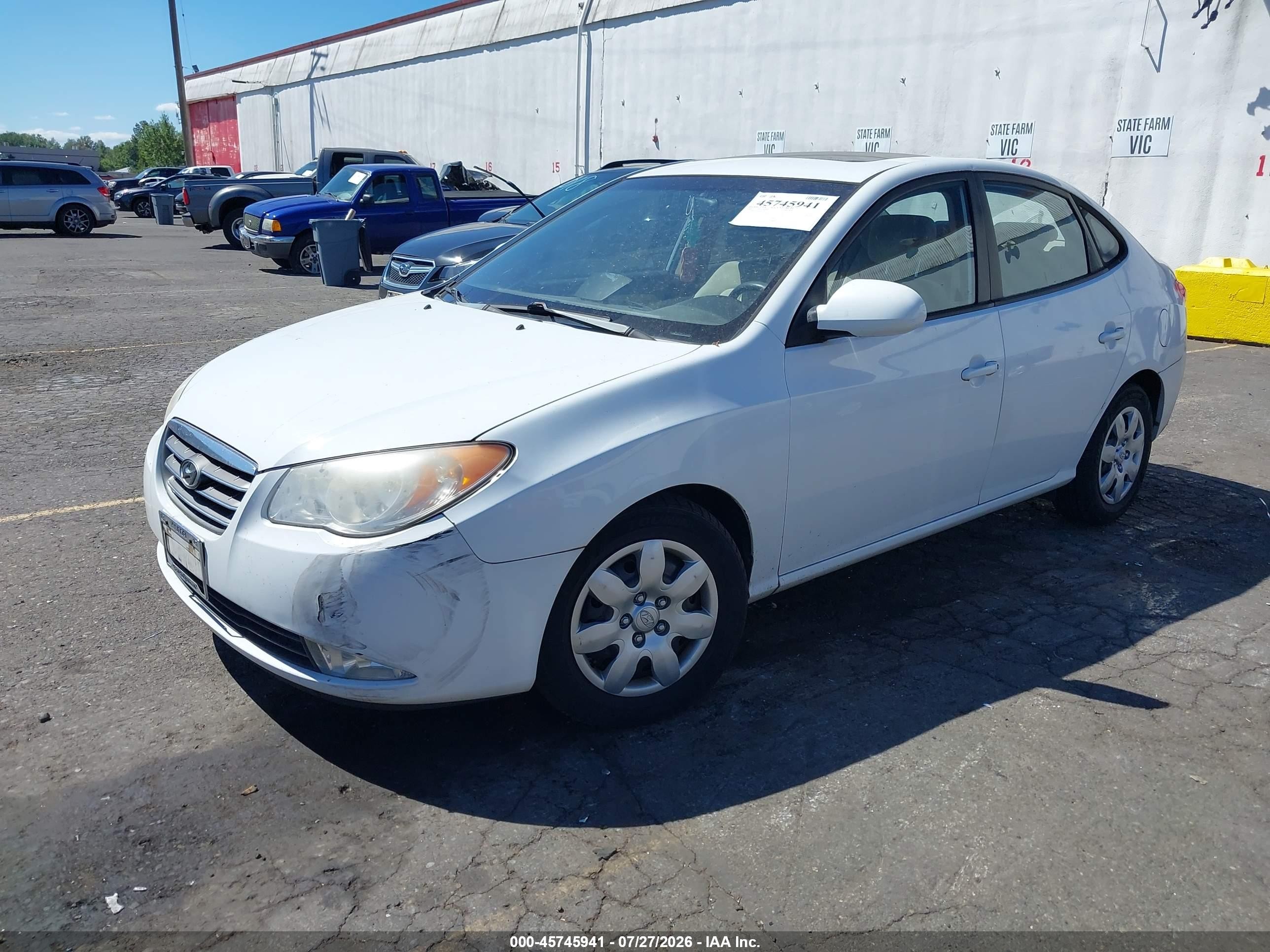 2008 Hyundai Elantra Gls/se White vin: KMHDU46D48U376207