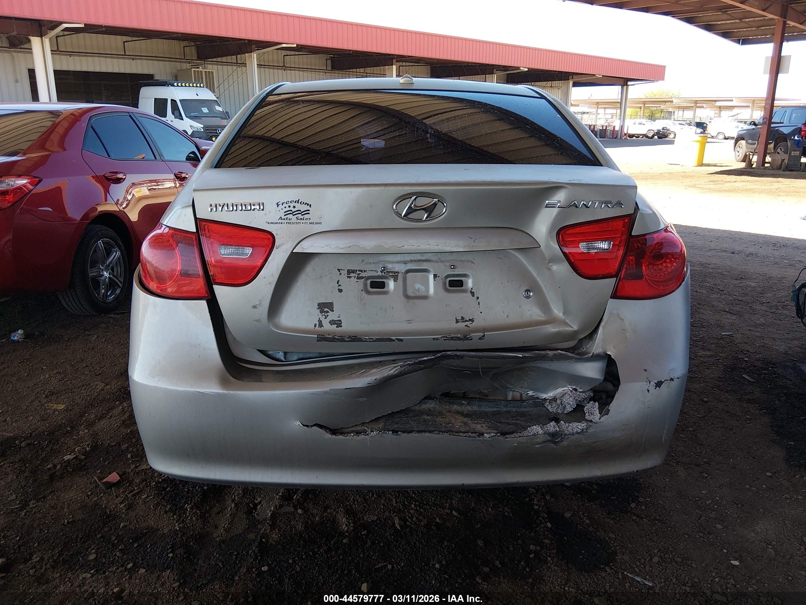 2008 Hyundai Elantra Gls/se Gold vin: KMHDU46D48U385120