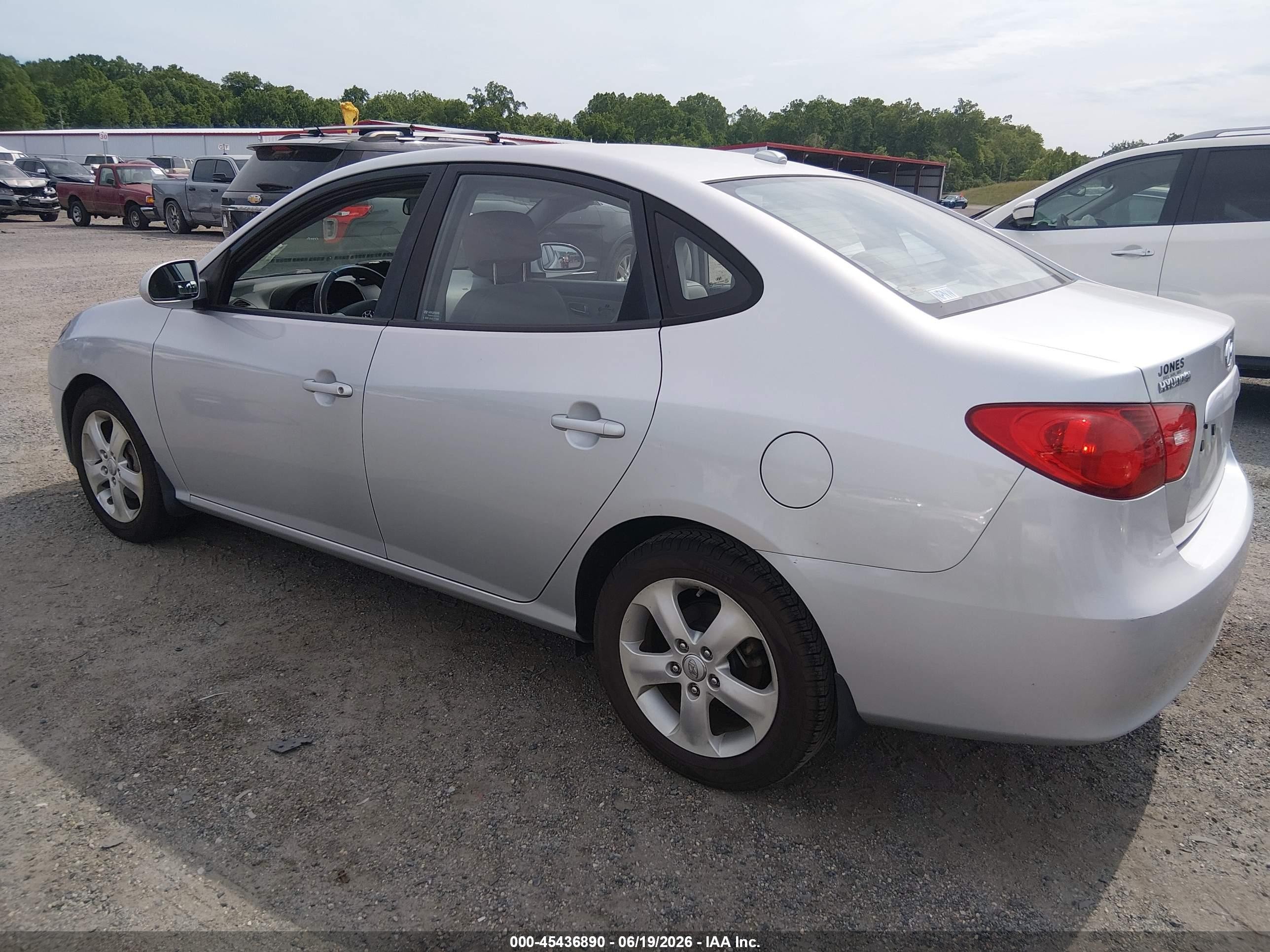 2008 Hyundai Elantra Gls/se Silver vin: KMHDU46D48U389622