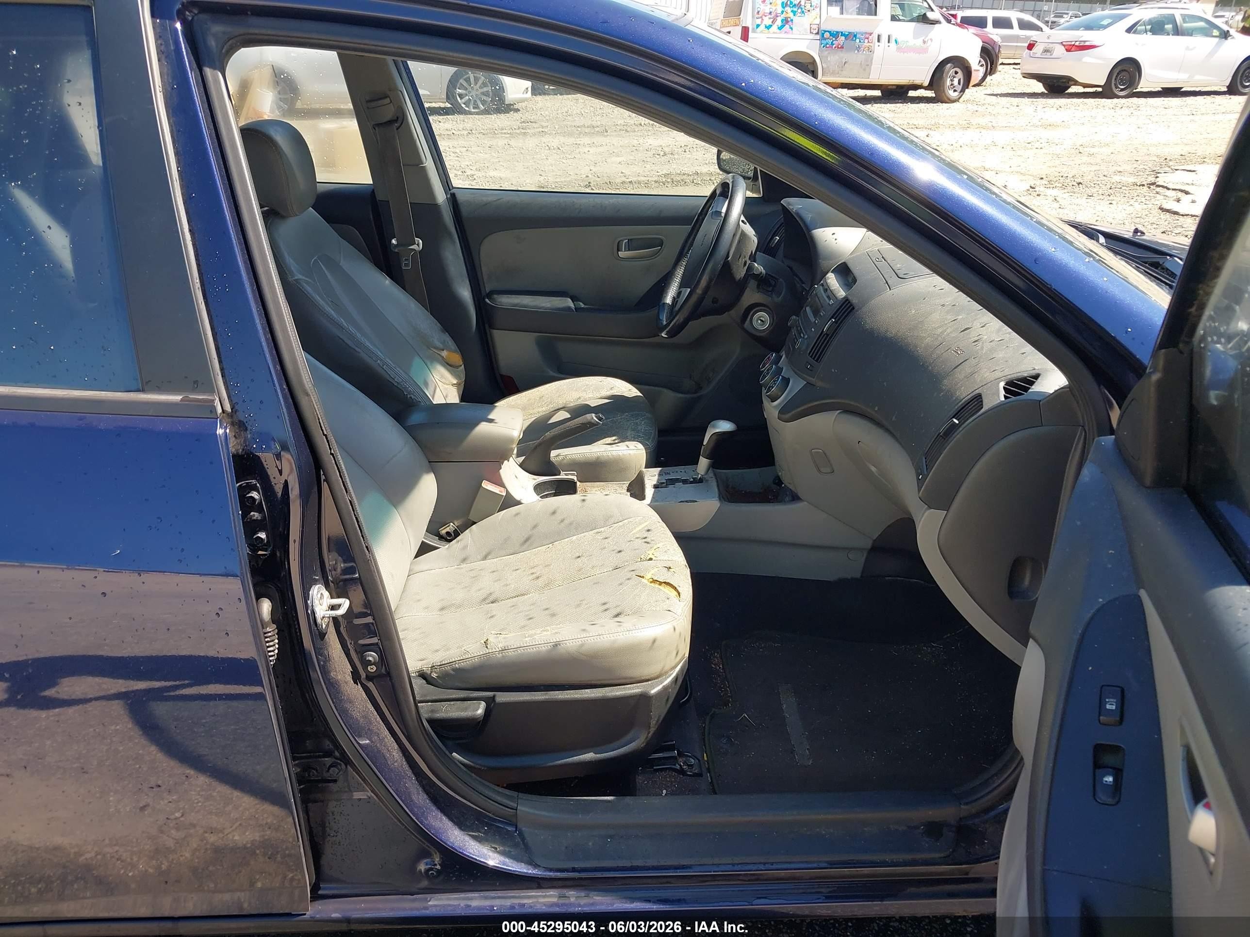 2008 Hyundai Elantra Gls/se Blue vin: KMHDU46D48U391032
