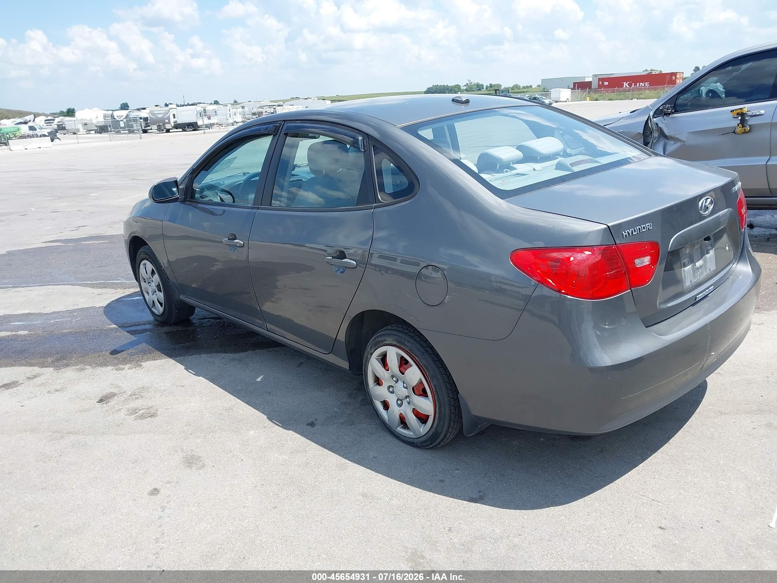 2008 Hyundai Elantra Gls/se Gray vin: KMHDU46D48U455750