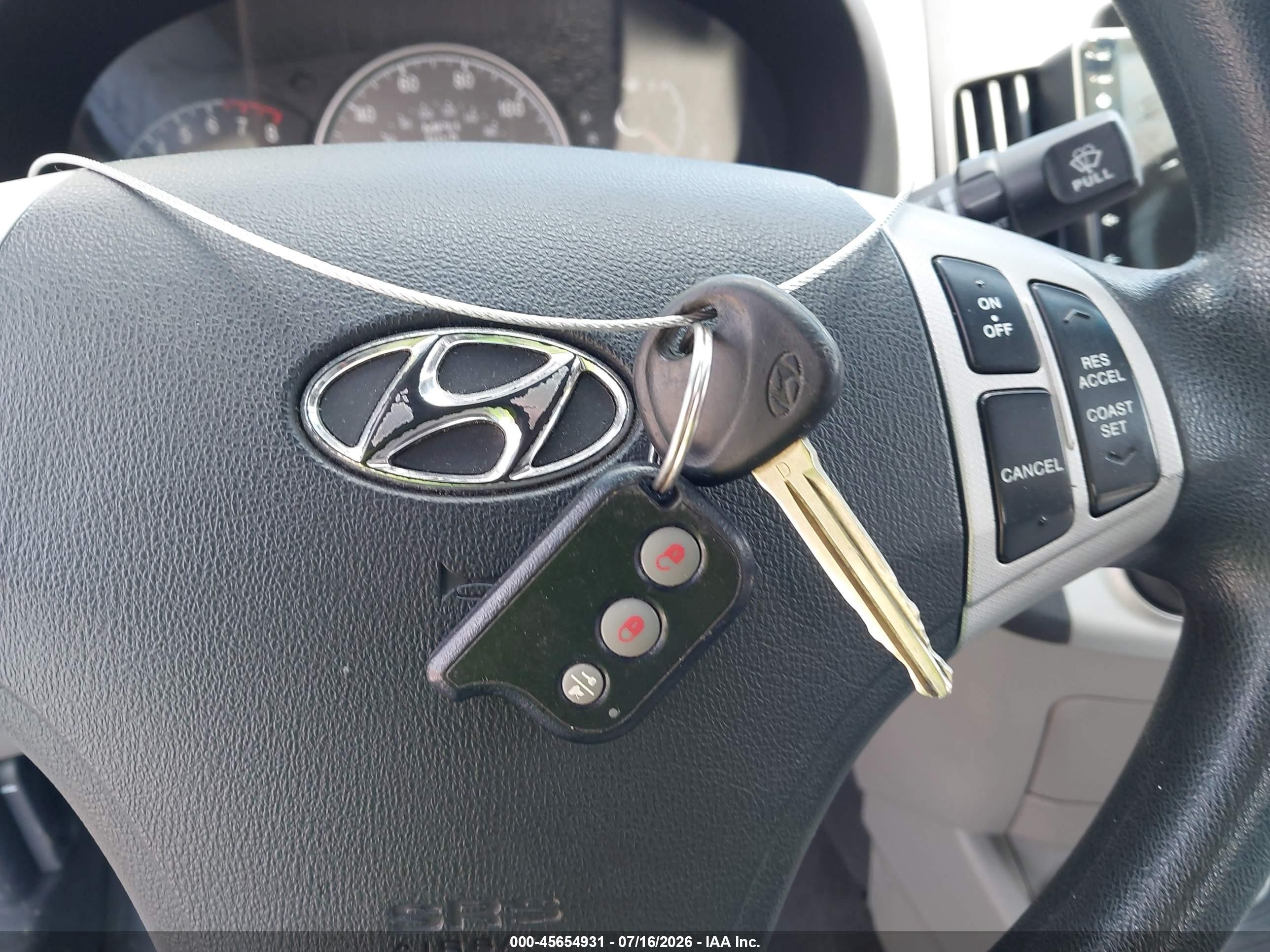 2008 Hyundai Elantra Gls/se Gray vin: KMHDU46D48U455750
