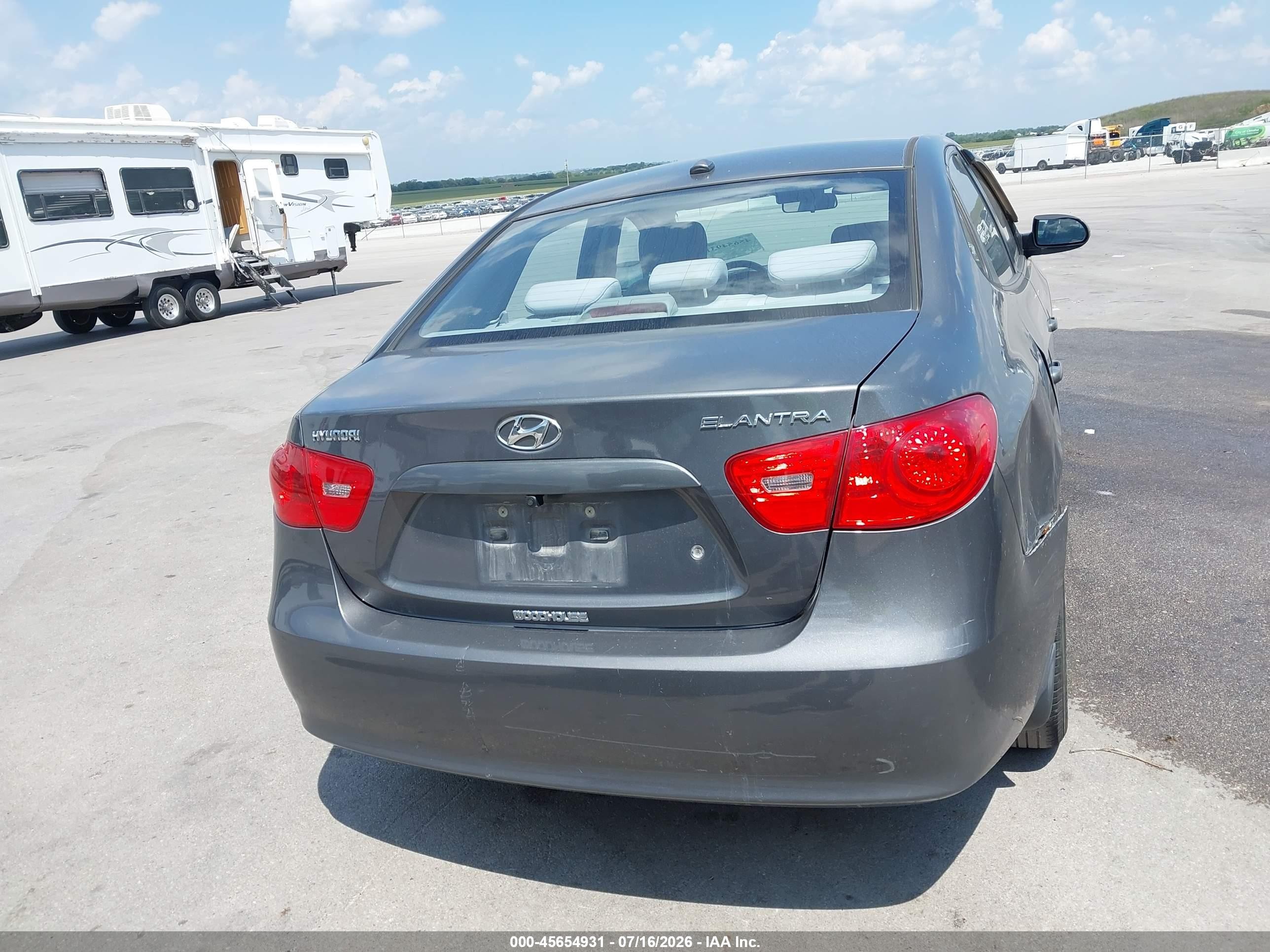 2008 Hyundai Elantra Gls/se Gray vin: KMHDU46D48U455750