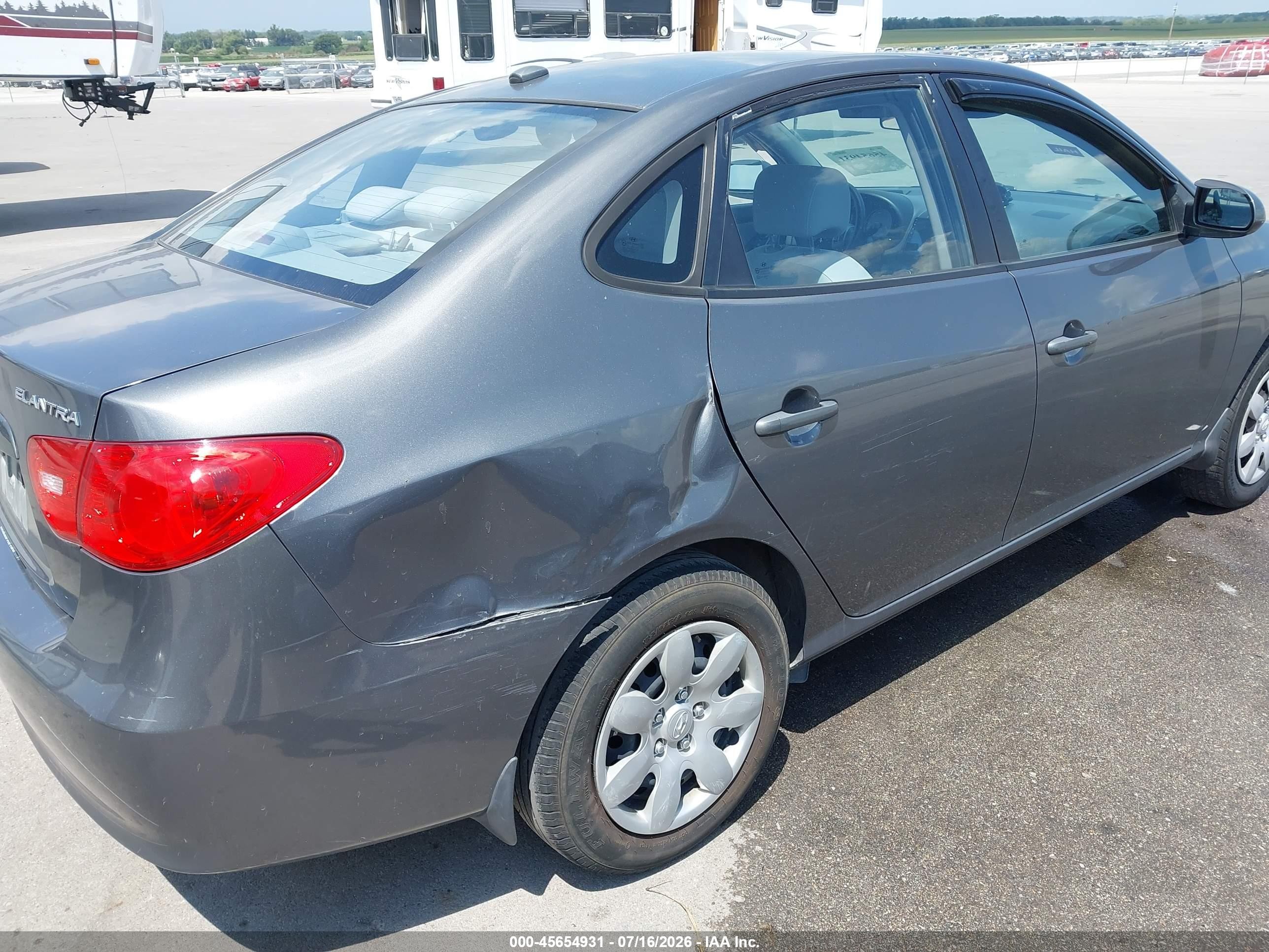 2008 Hyundai Elantra Gls/se Gray vin: KMHDU46D48U455750