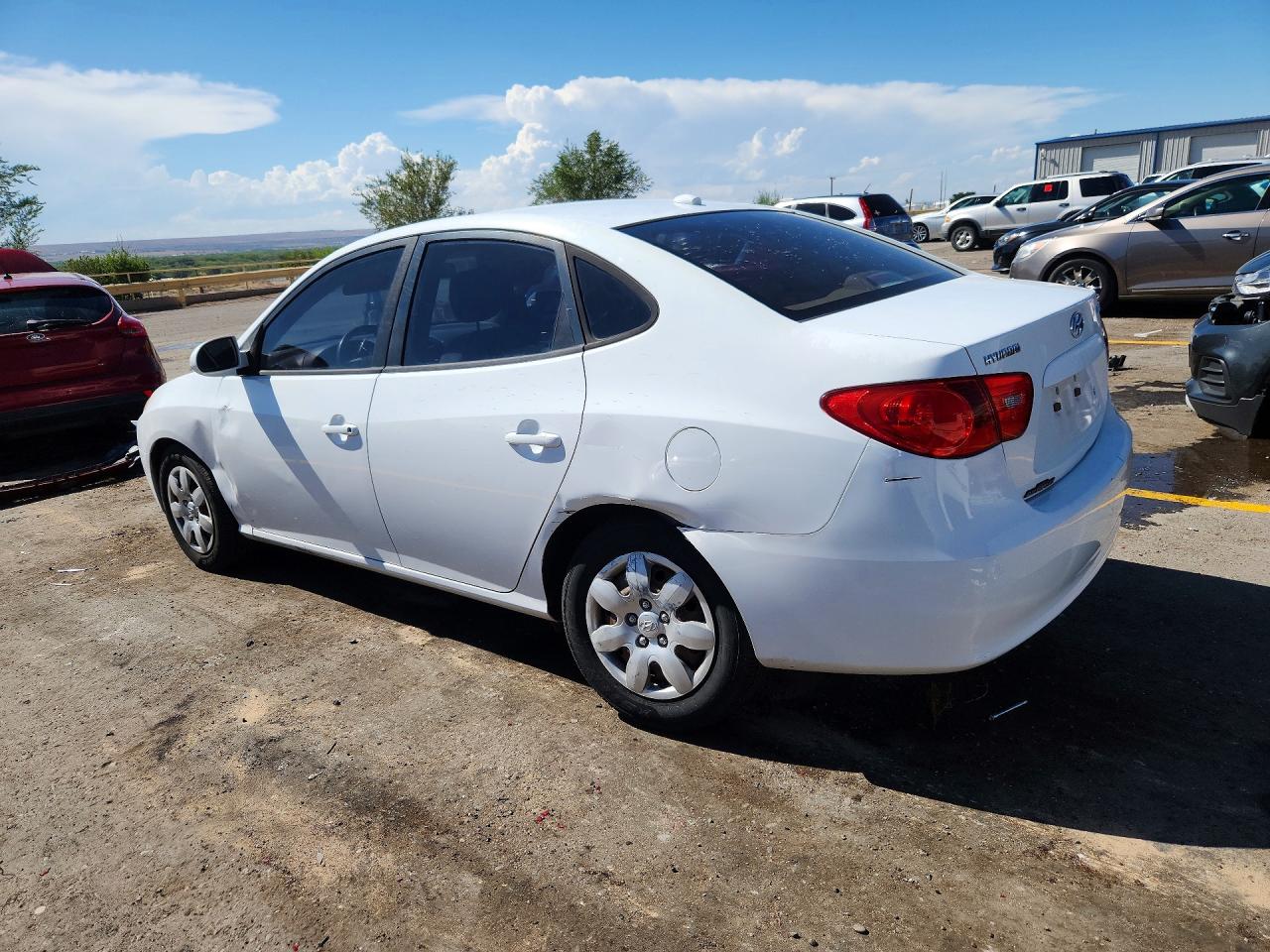 2008 Hyundai Elantra Gls White vin: KMHDU46D48U493981