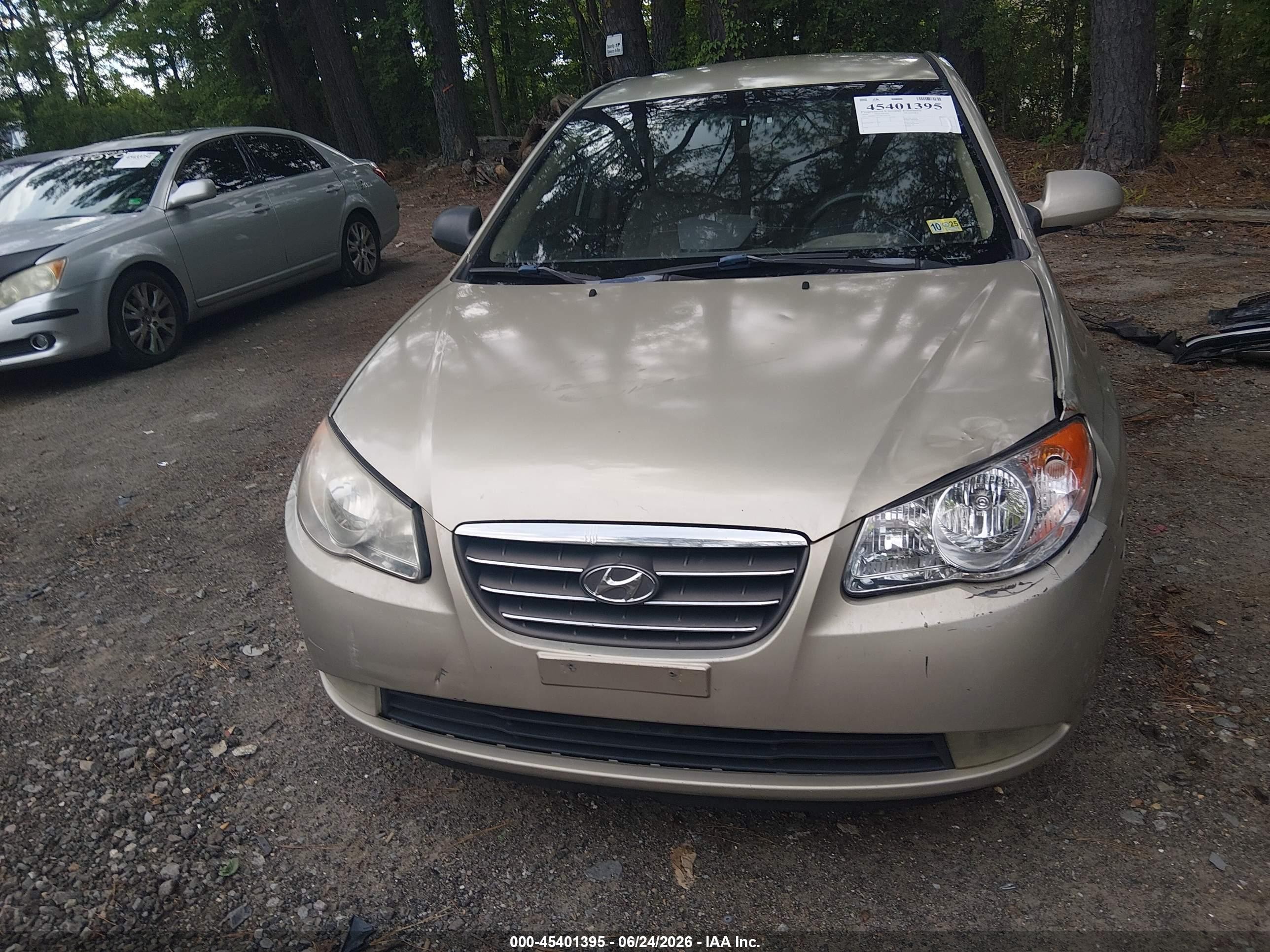 2008 Hyundai Elantra Gls/se Gold vin: KMHDU46D48U556156