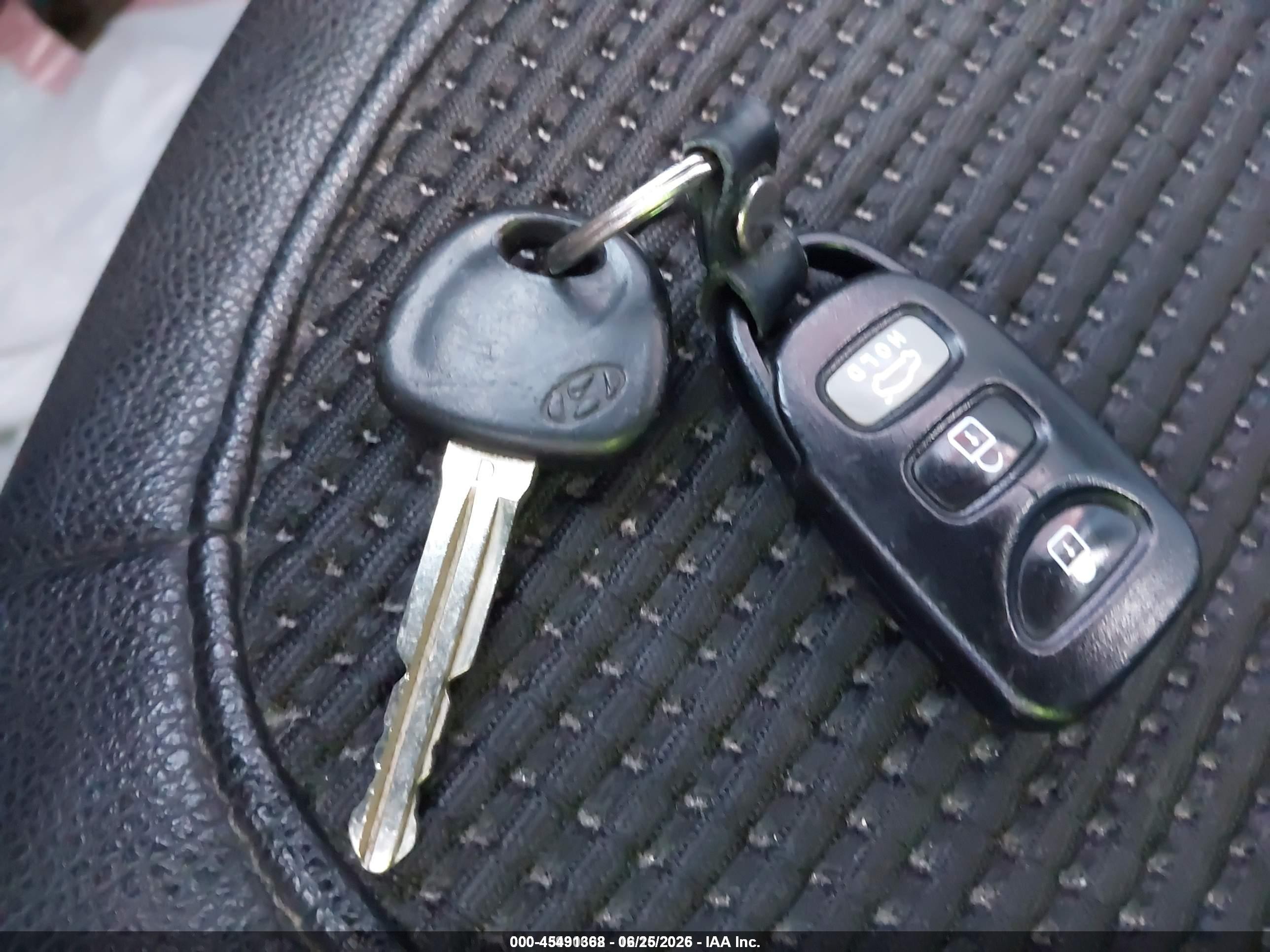 2008 Hyundai Elantra Gls/se Blue vin: KMHDU46D48U579047