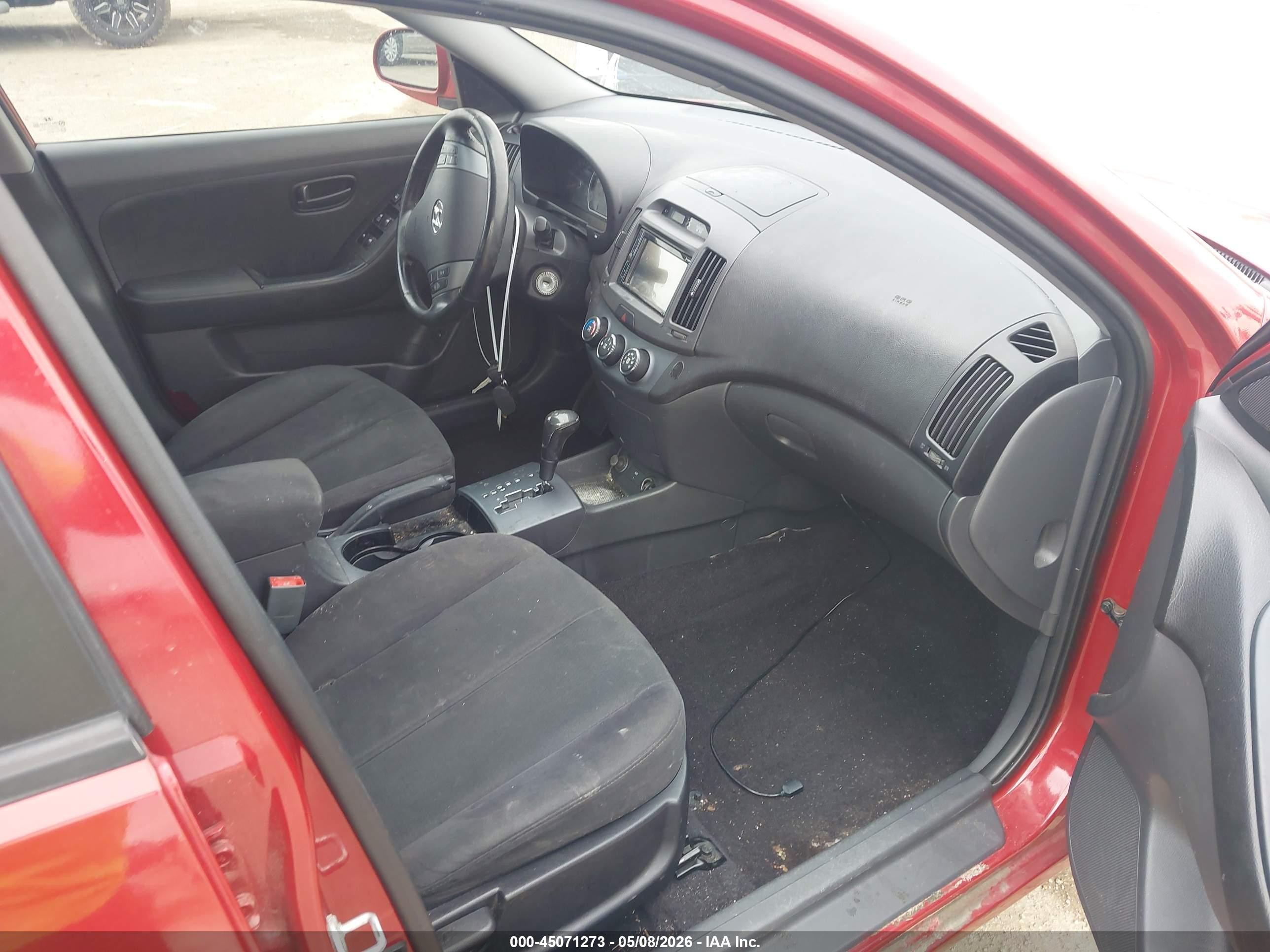 2008 Hyundai Elantra Gls/se Red vin: KMHDU46D48U580778