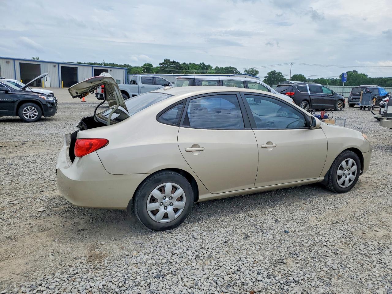 2009 Hyundai Elantra Gls Gold vin: KMHDU46D49U642102
