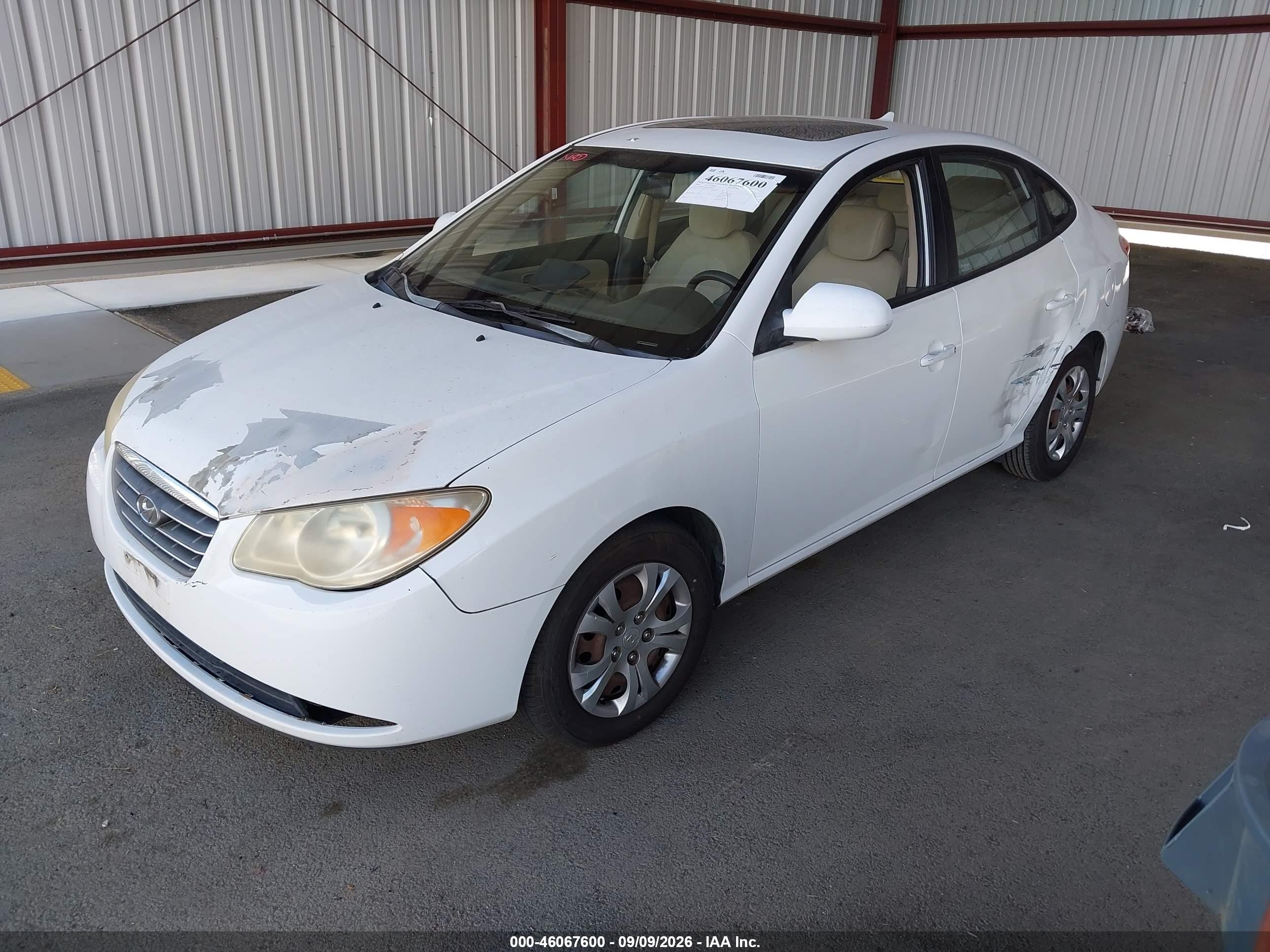 2009 Hyundai Elantra Gls White vin: KMHDU46D49U716327