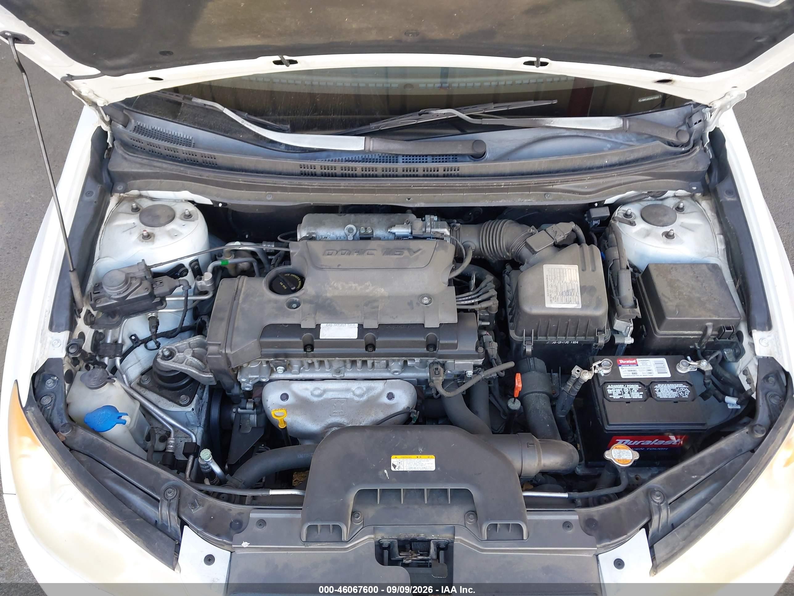2009 Hyundai Elantra Gls White vin: KMHDU46D49U716327