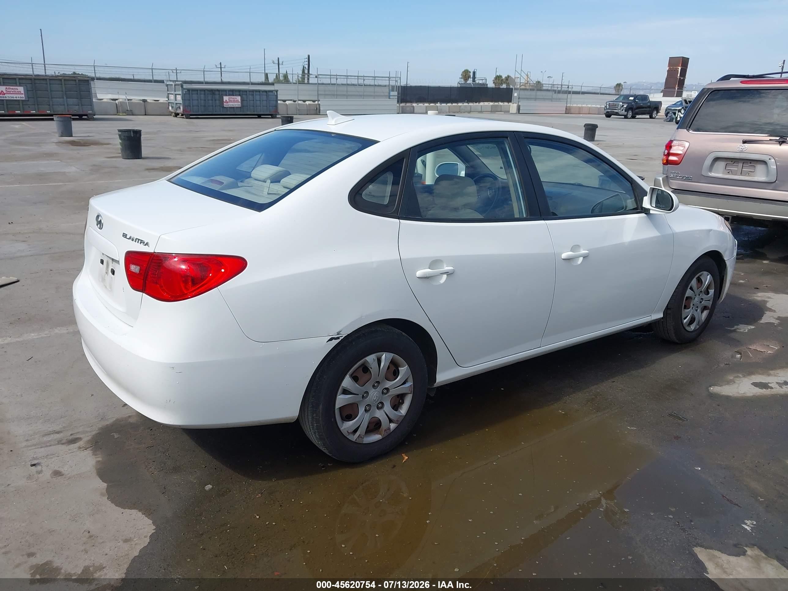 2009 Hyundai Elantra Gls White vin: KMHDU46D49U731121