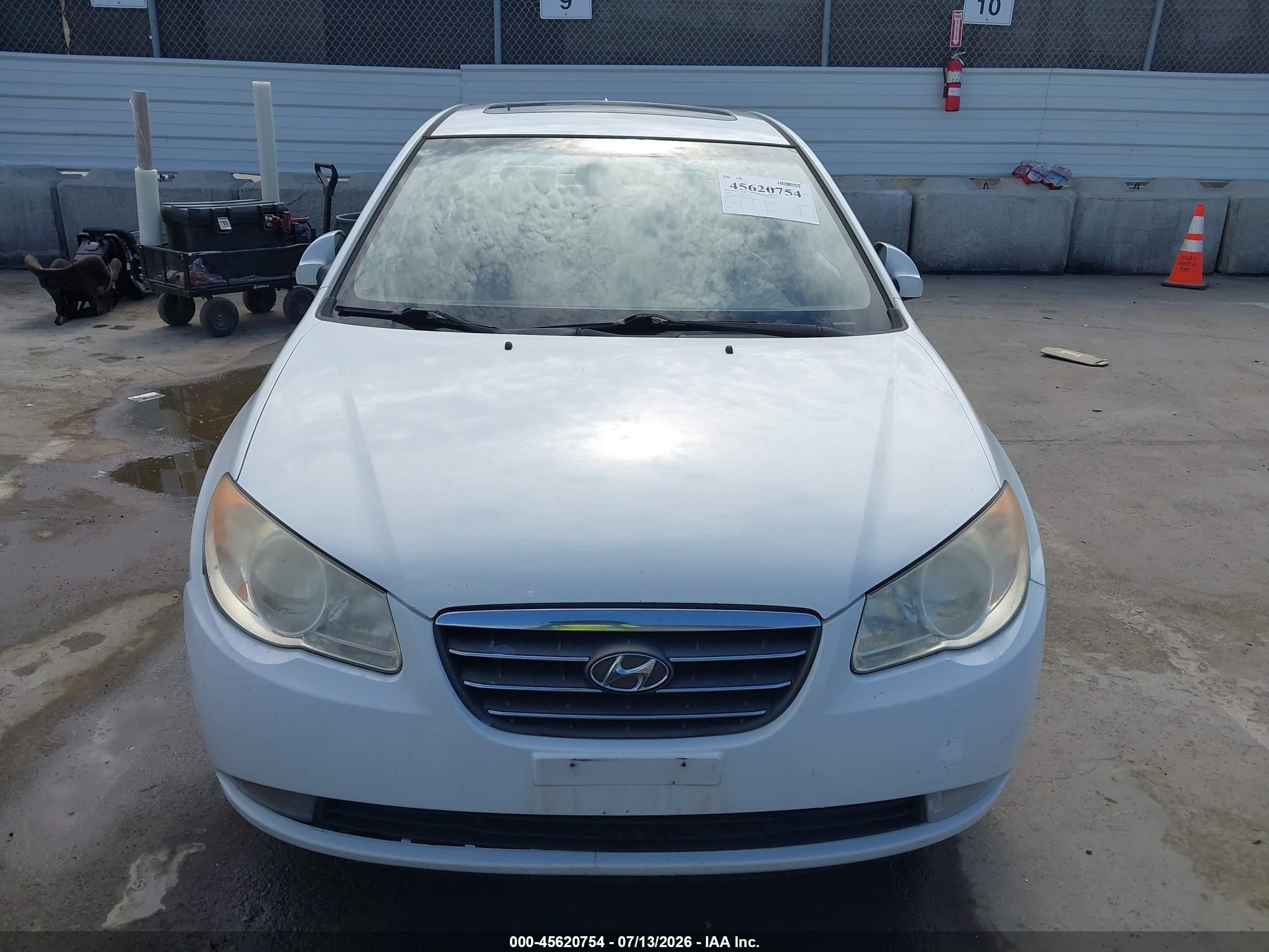 2009 Hyundai Elantra Gls White vin: KMHDU46D49U731121