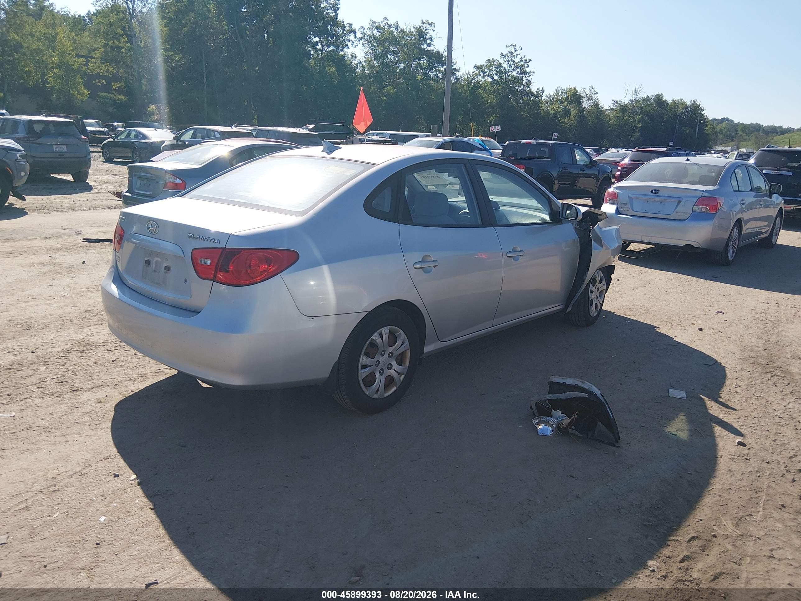 2009 Hyundai Elantra Gls Silver vin: KMHDU46D49U741356
