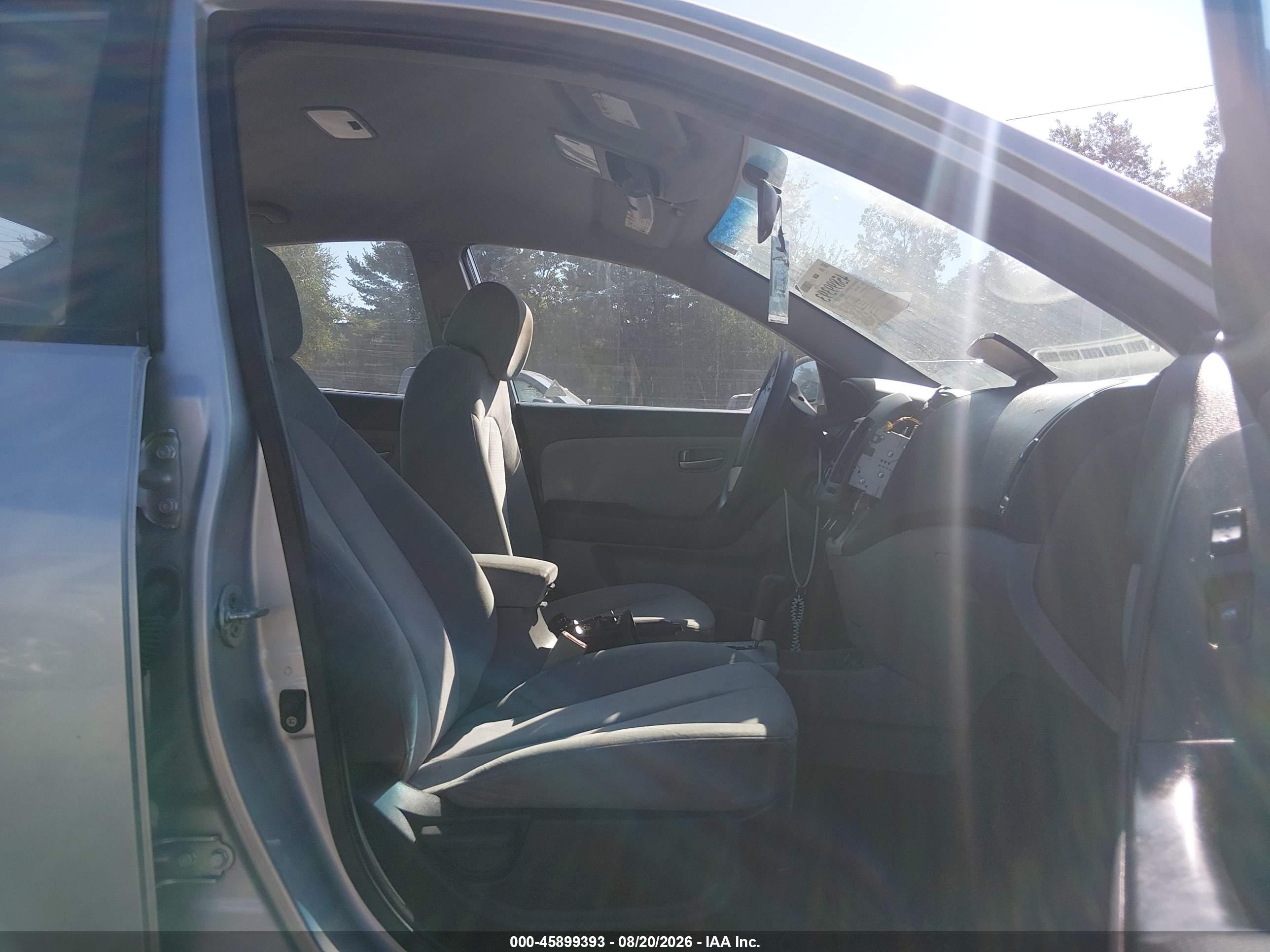 2009 Hyundai Elantra Gls Silver vin: KMHDU46D49U741356