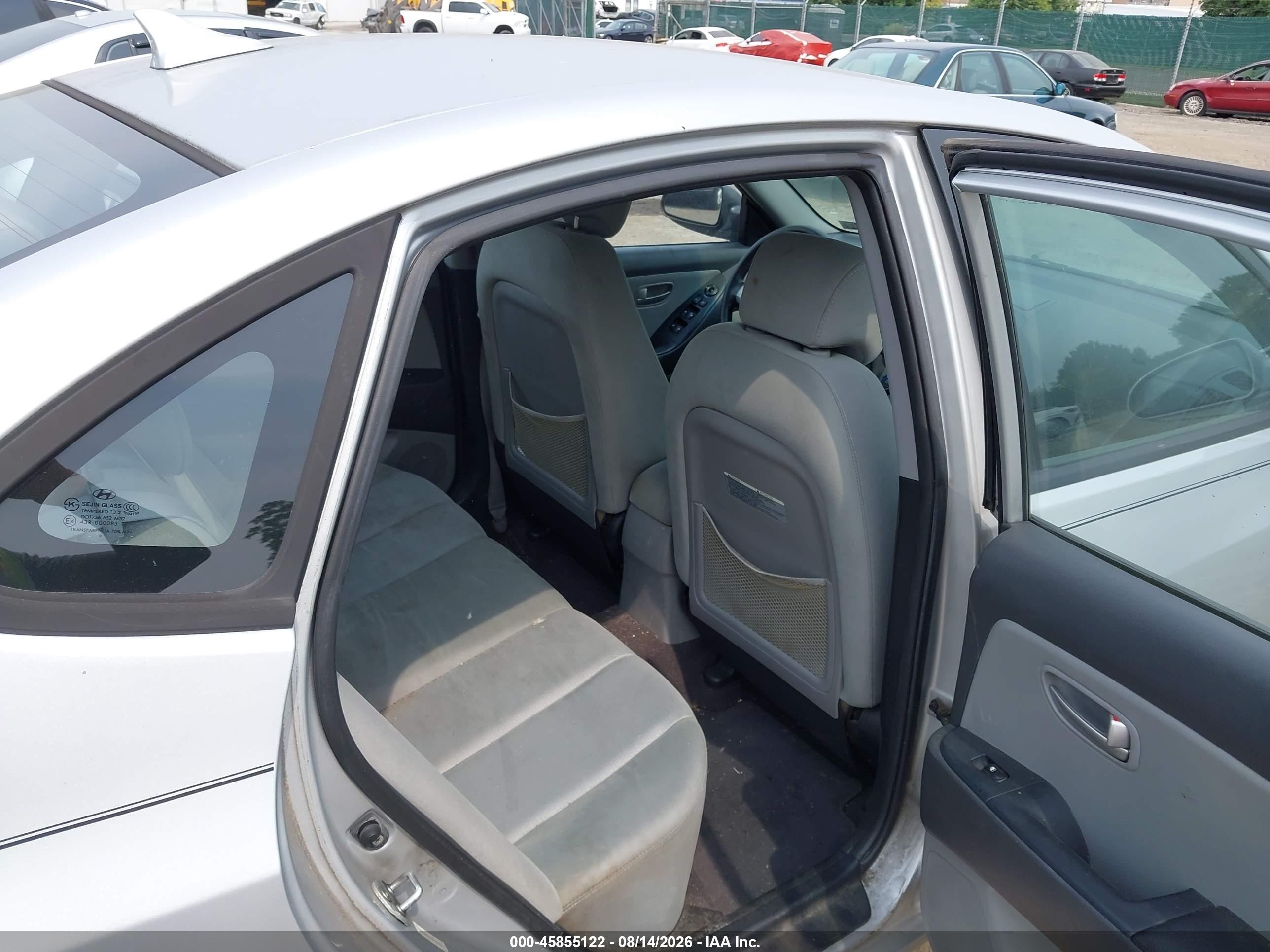 2009 Hyundai Elantra Gls Silver vin: KMHDU46D49U812846