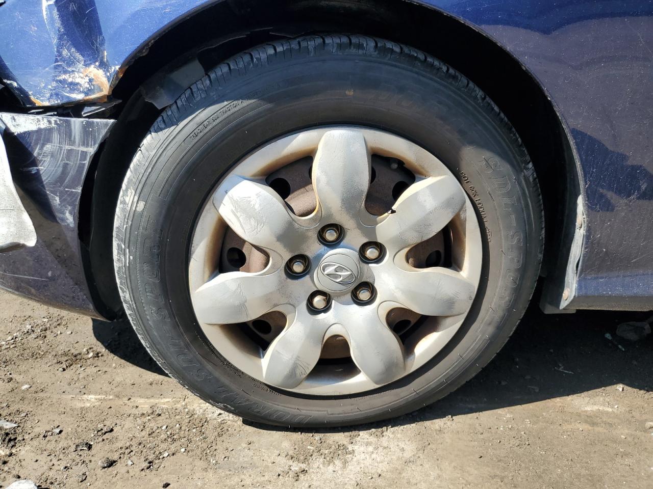 2007 Hyundai Elantra Gls Blue vin: KMHDU46D57U023571 Damage: Left Front Wheel Cover, Multiple Scratches Light, 10 Or More