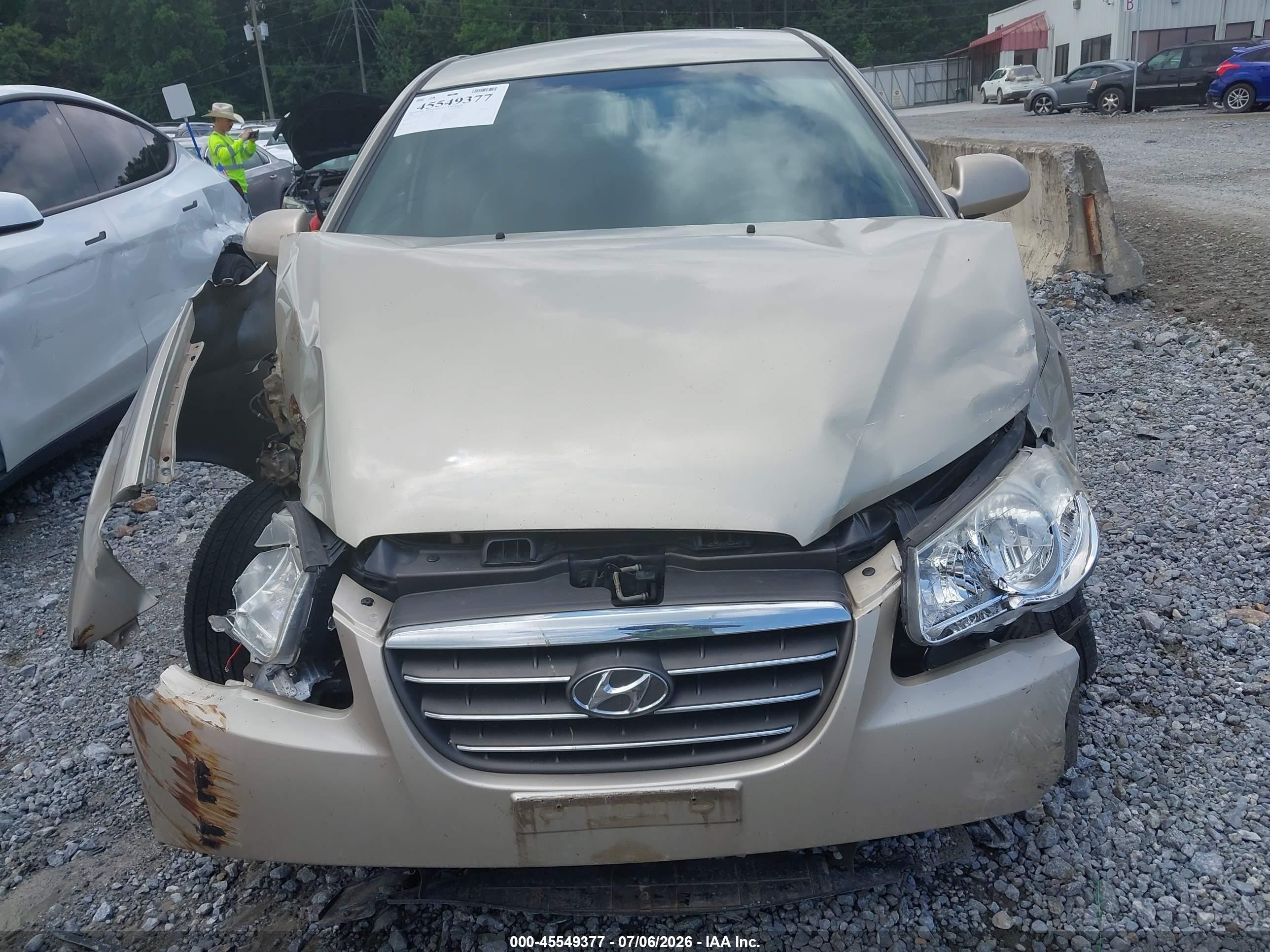 2008 Hyundai Elantra Gls/se Золотой vin: KMHDU46D58U319658