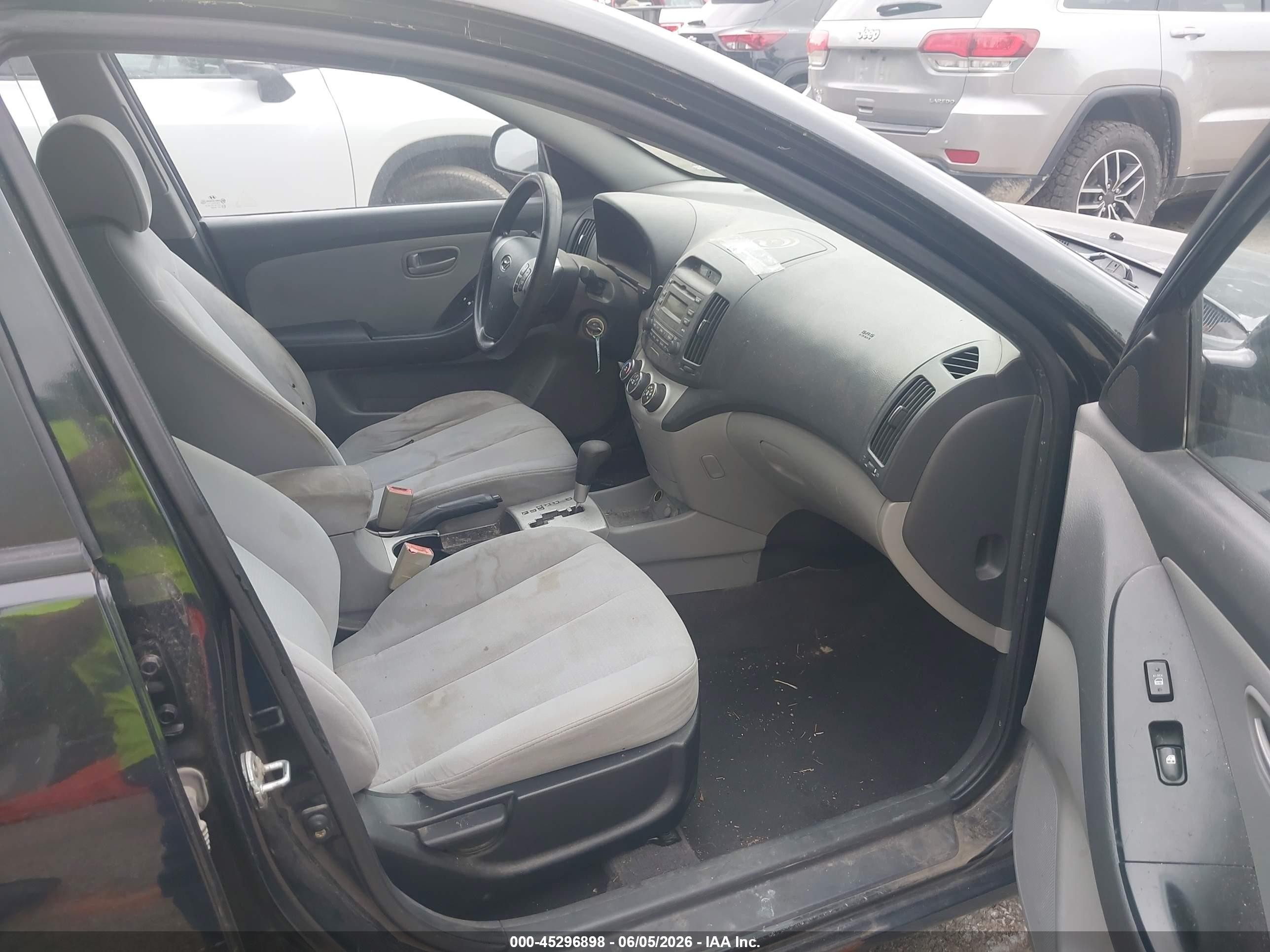 2008 Hyundai Elantra Gls/se Black vin: KMHDU46D58U331728