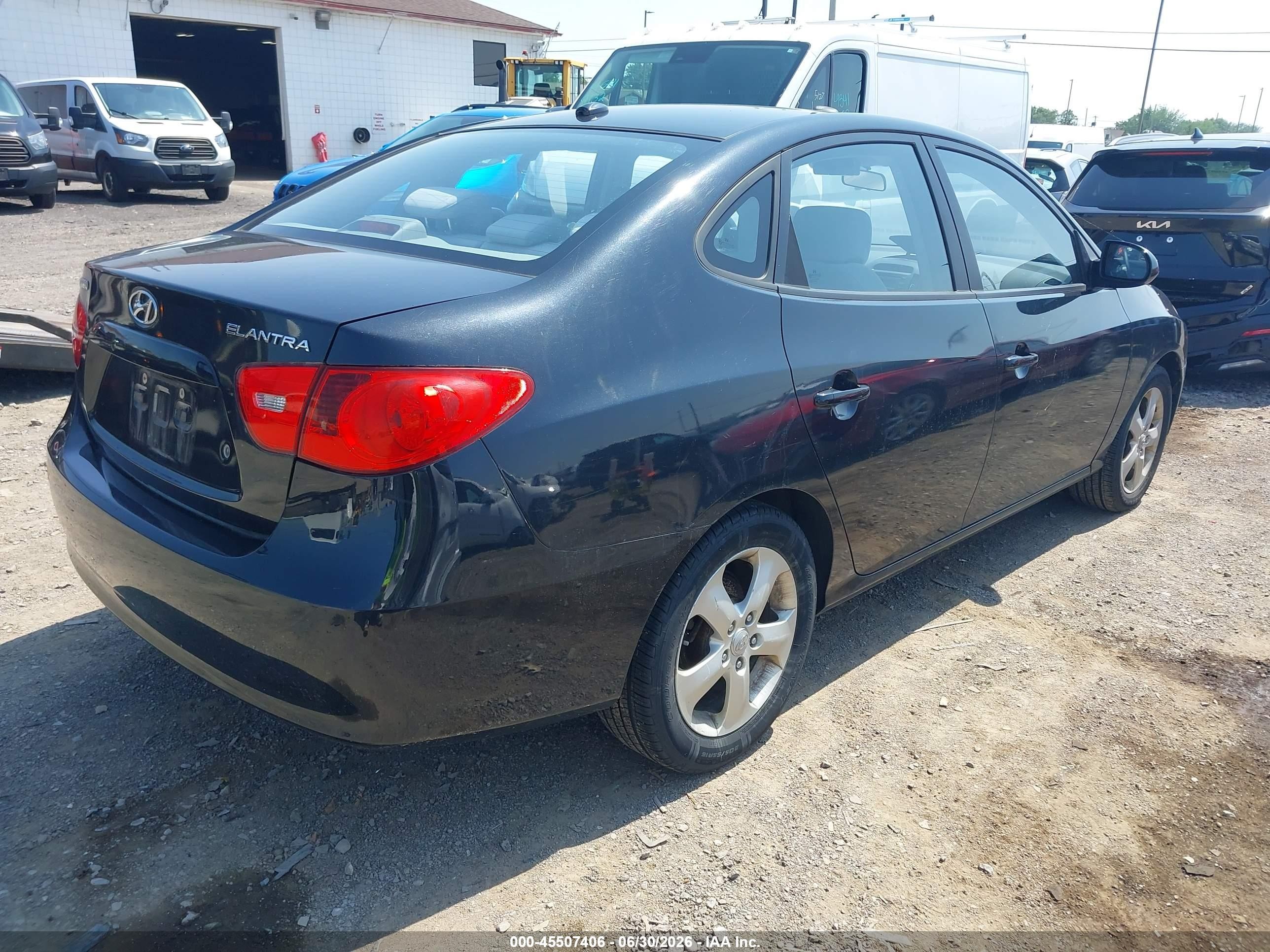 2008 Hyundai Elantra Gls/se Black vin: KMHDU46D58U502879
