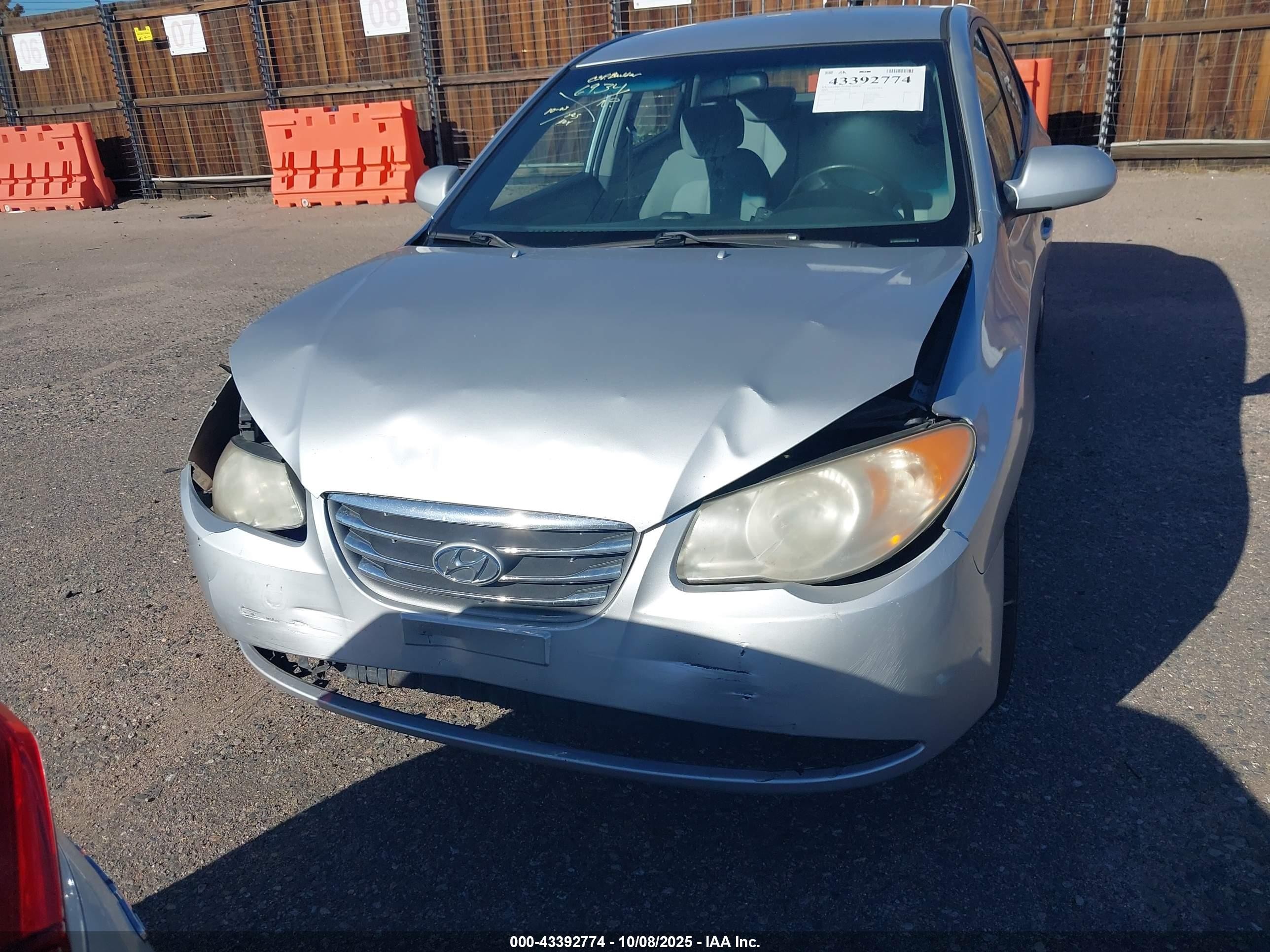 2008 Hyundai Elantra Gls/se Silver vin: KMHDU46D58U576934