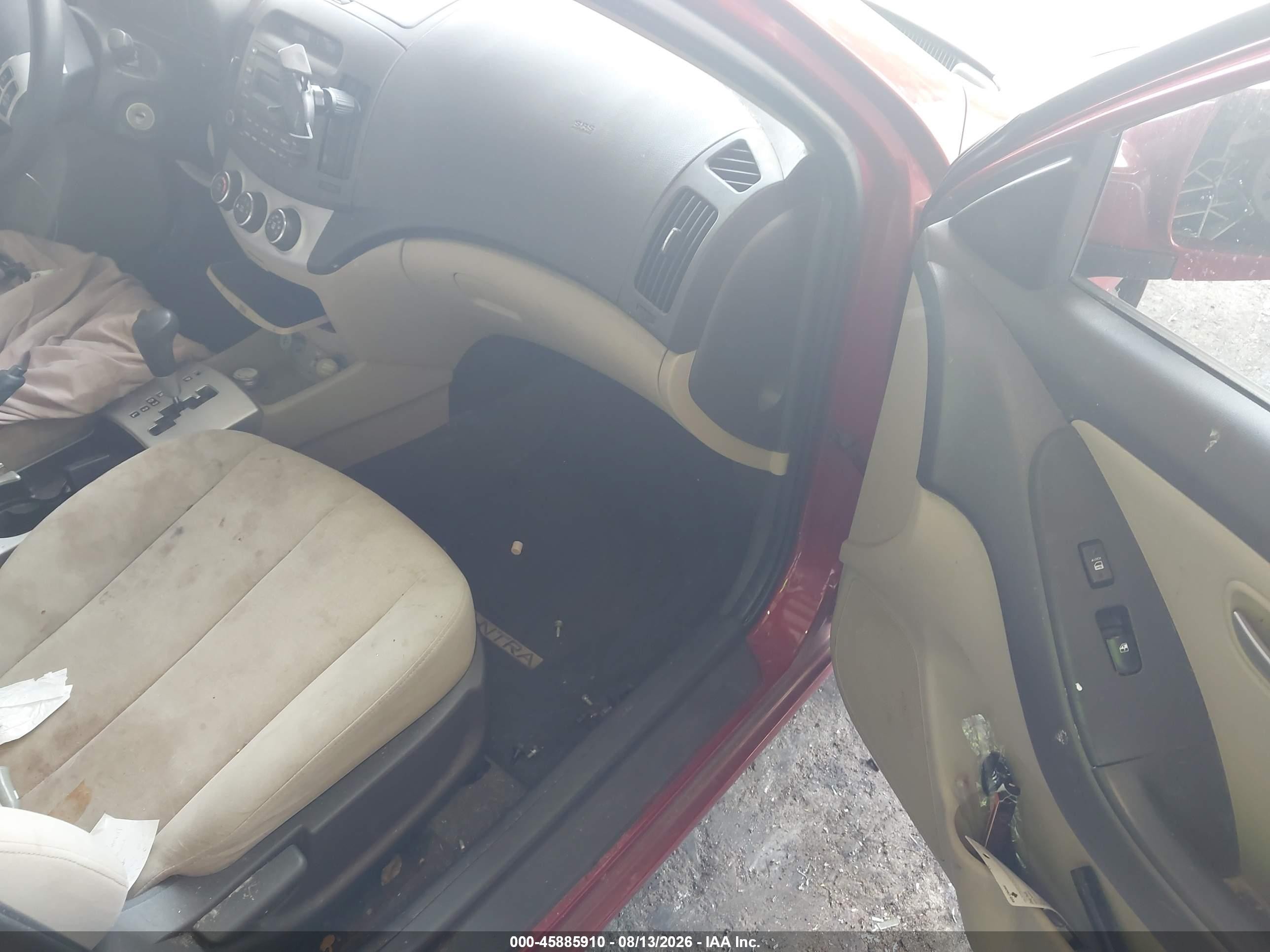 2008 Hyundai Elantra Gls/se Red vin: KMHDU46D58U584659