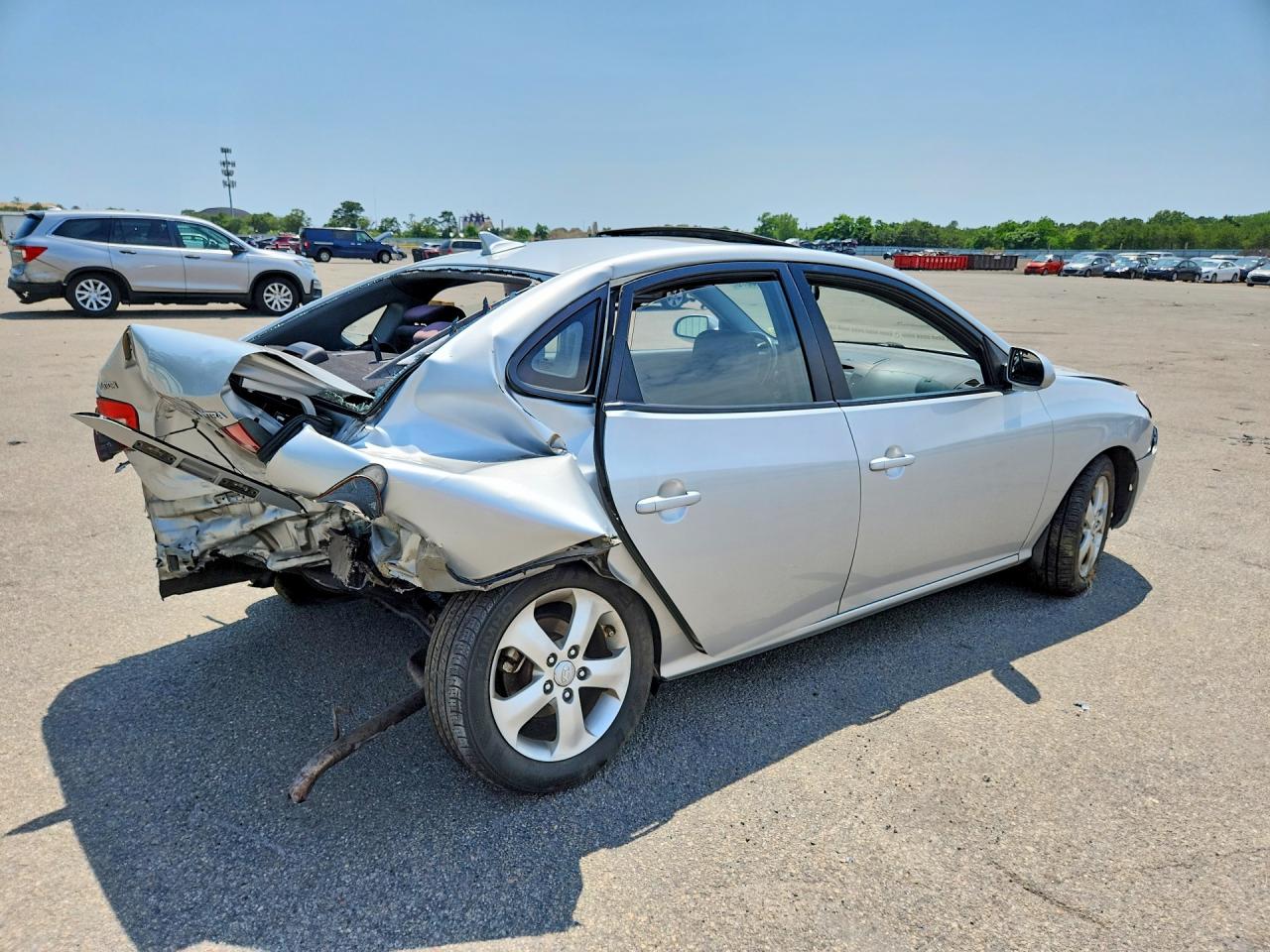 2009 Hyun Elantra Silver vin: KMHDU46D59U650015
