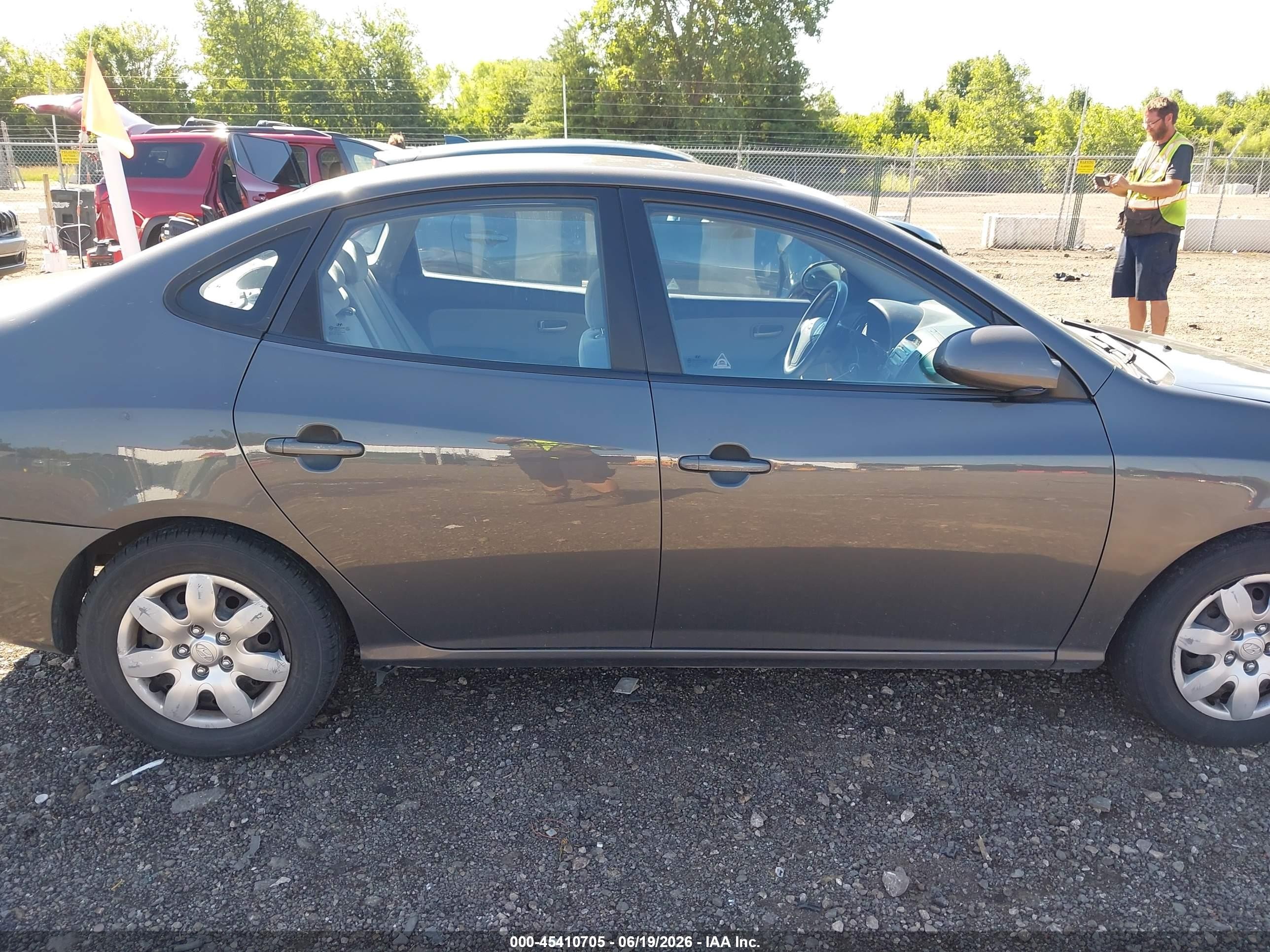 2007 Hyundai Elantra Gls/limited/se Gray vin: KMHDU46D67U101162