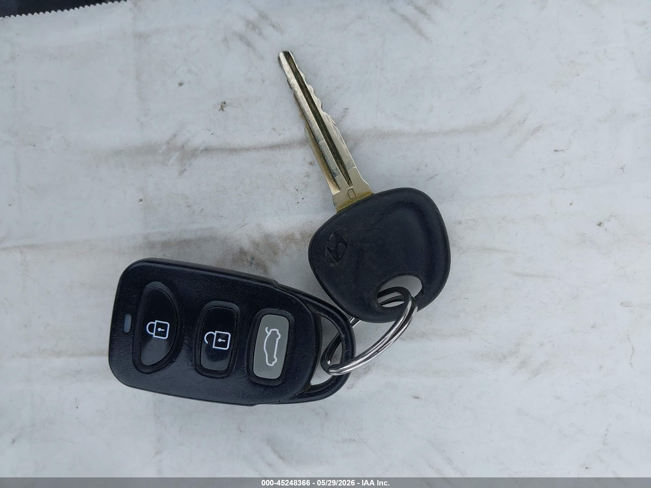 2007 Hyundai Elantra Gls/limited/se Purple vin: KMHDU46D67U214738