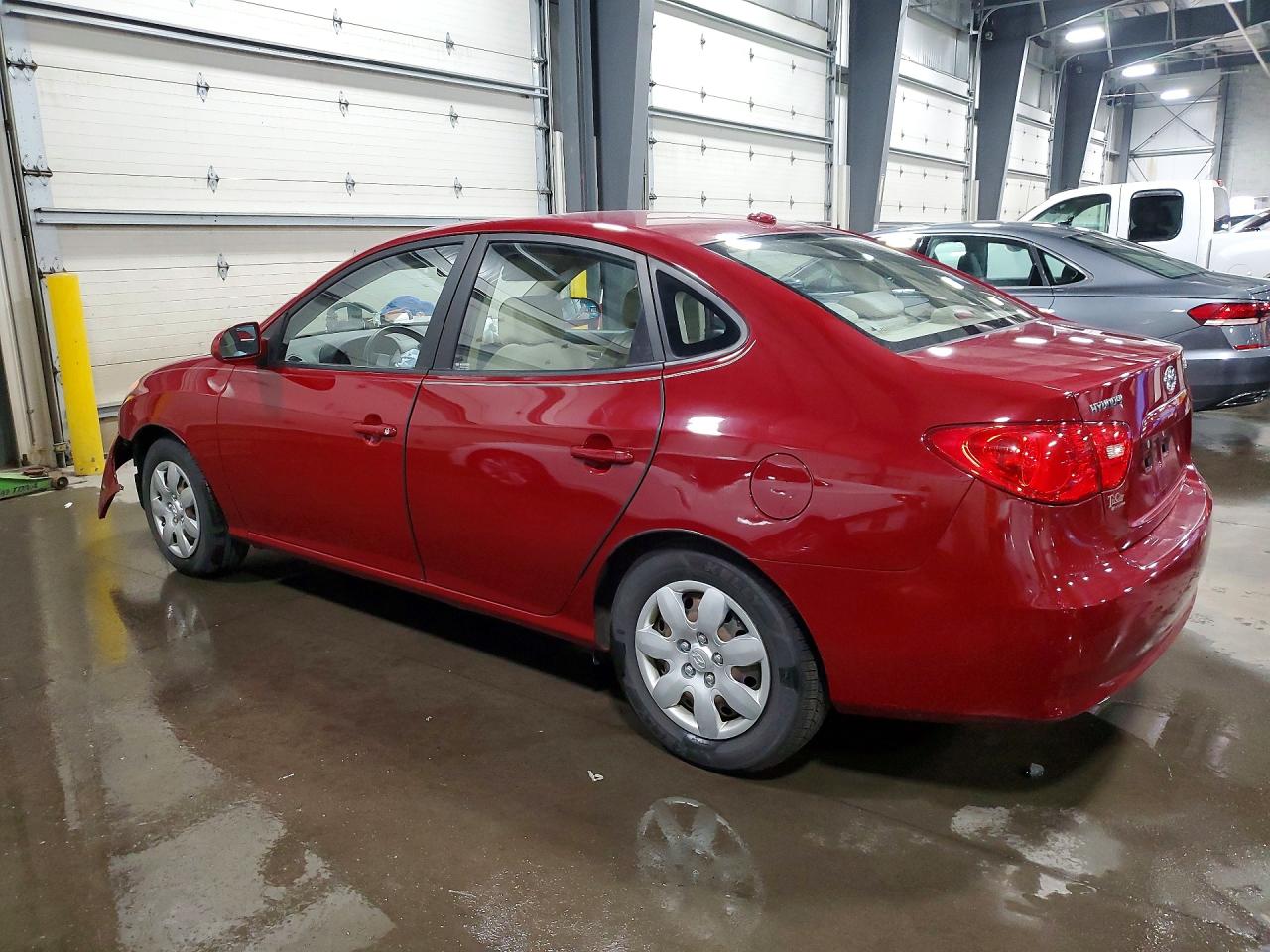 2007 Hyundai Elantra Gls/se/limited Red vin: KMHDU46D67U254821