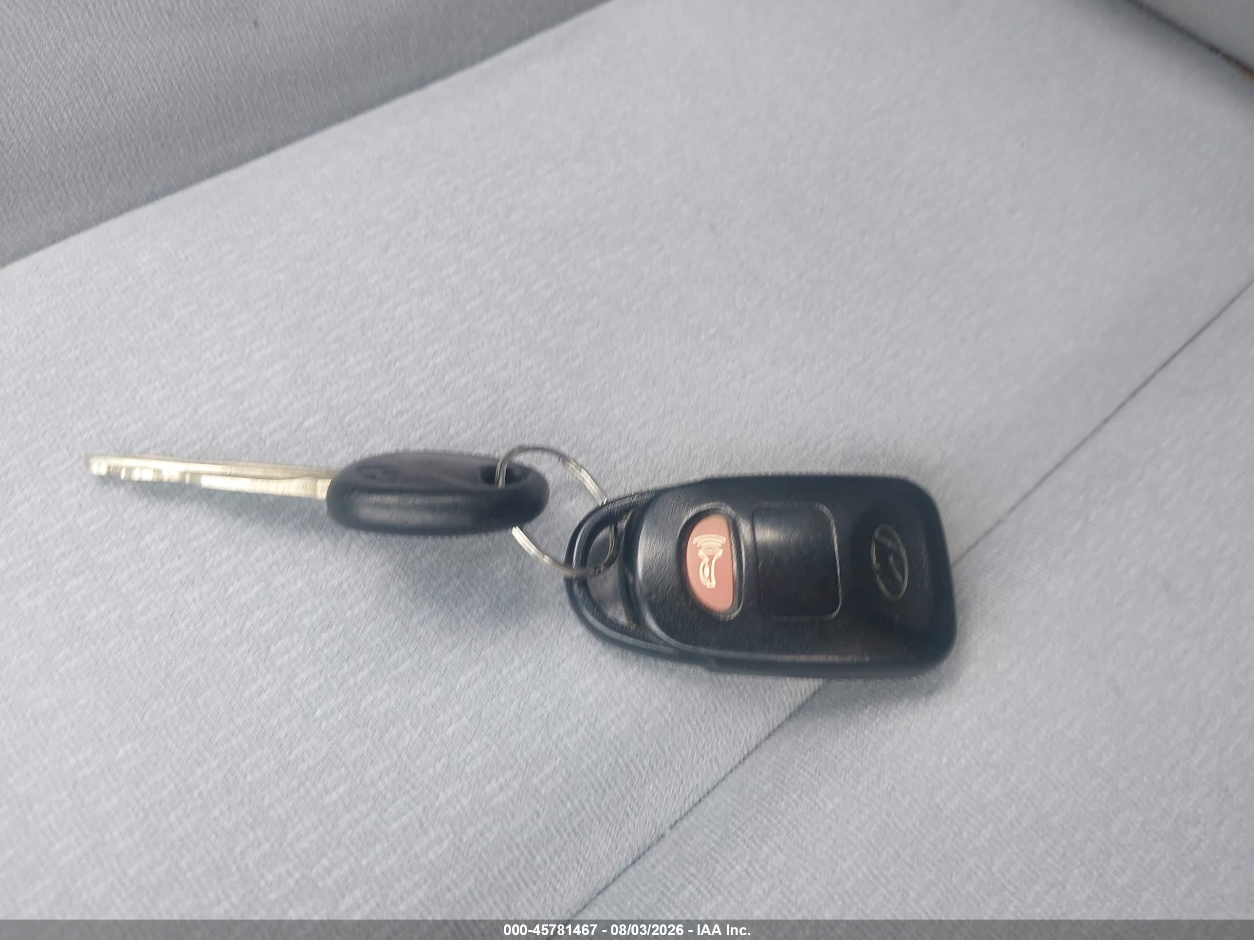 2008 Hyundai Elantra Gls/se Blue vin: KMHDU46D68U328949