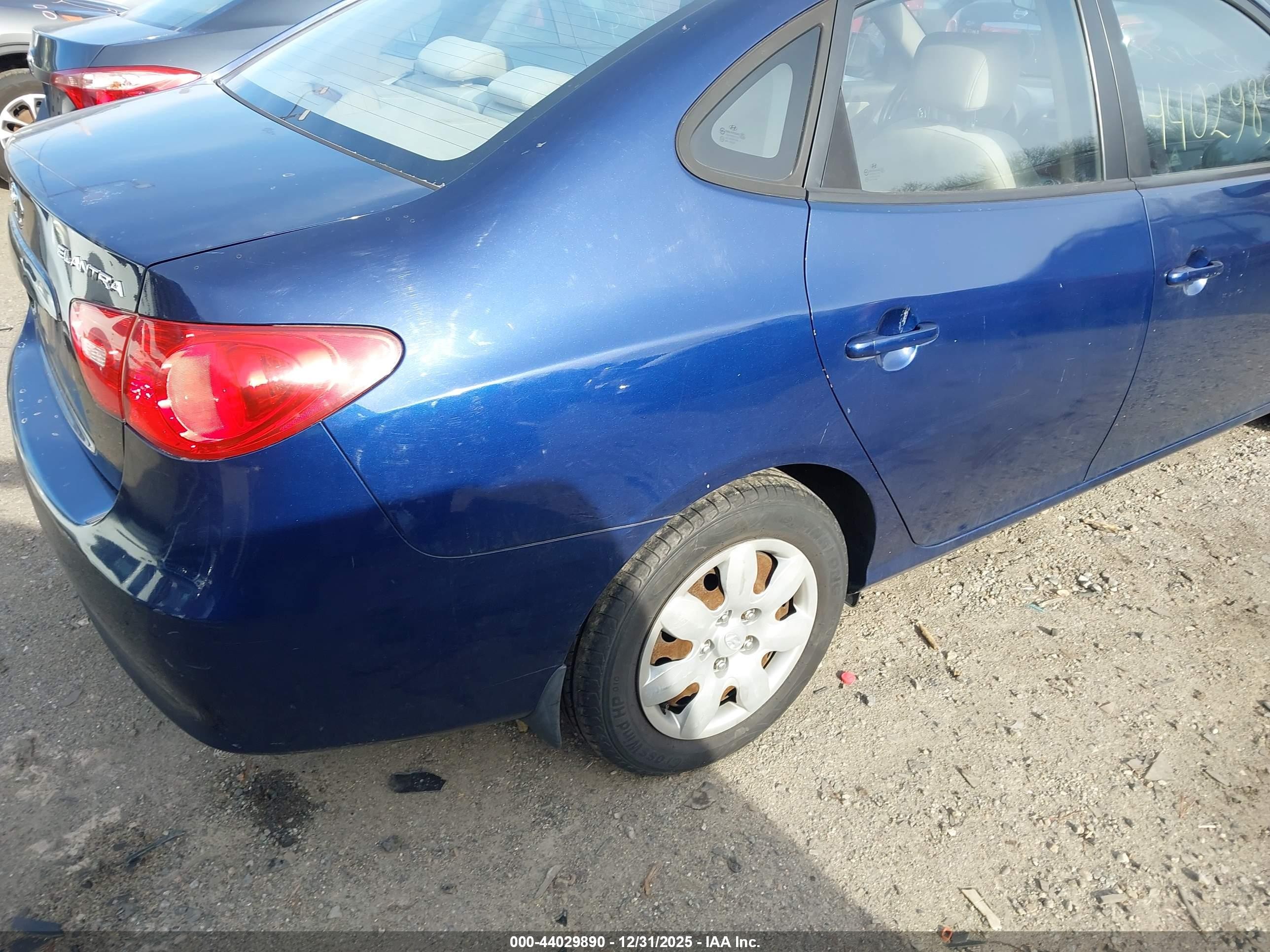 2008 Hyundai Elantra Gls/se Blue vin: KMHDU46D68U418151