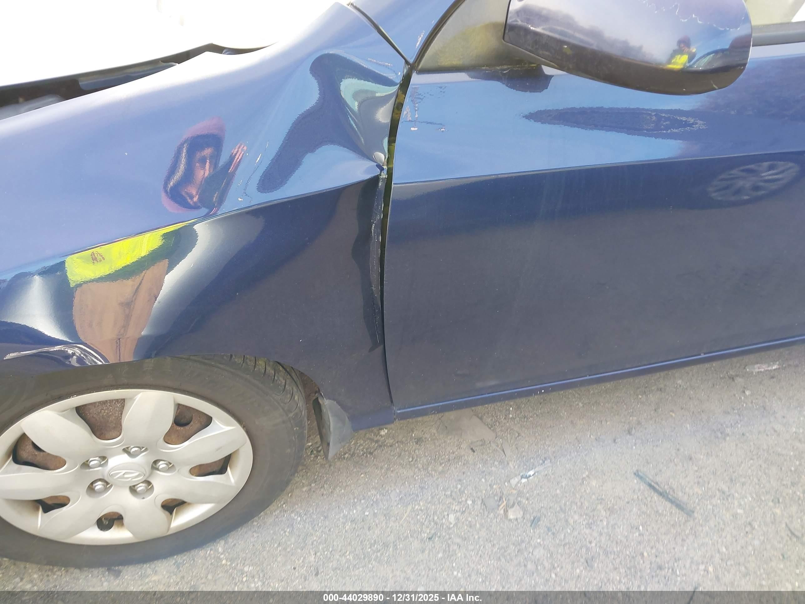 2008 Hyundai Elantra Gls/se Blue vin: KMHDU46D68U418151