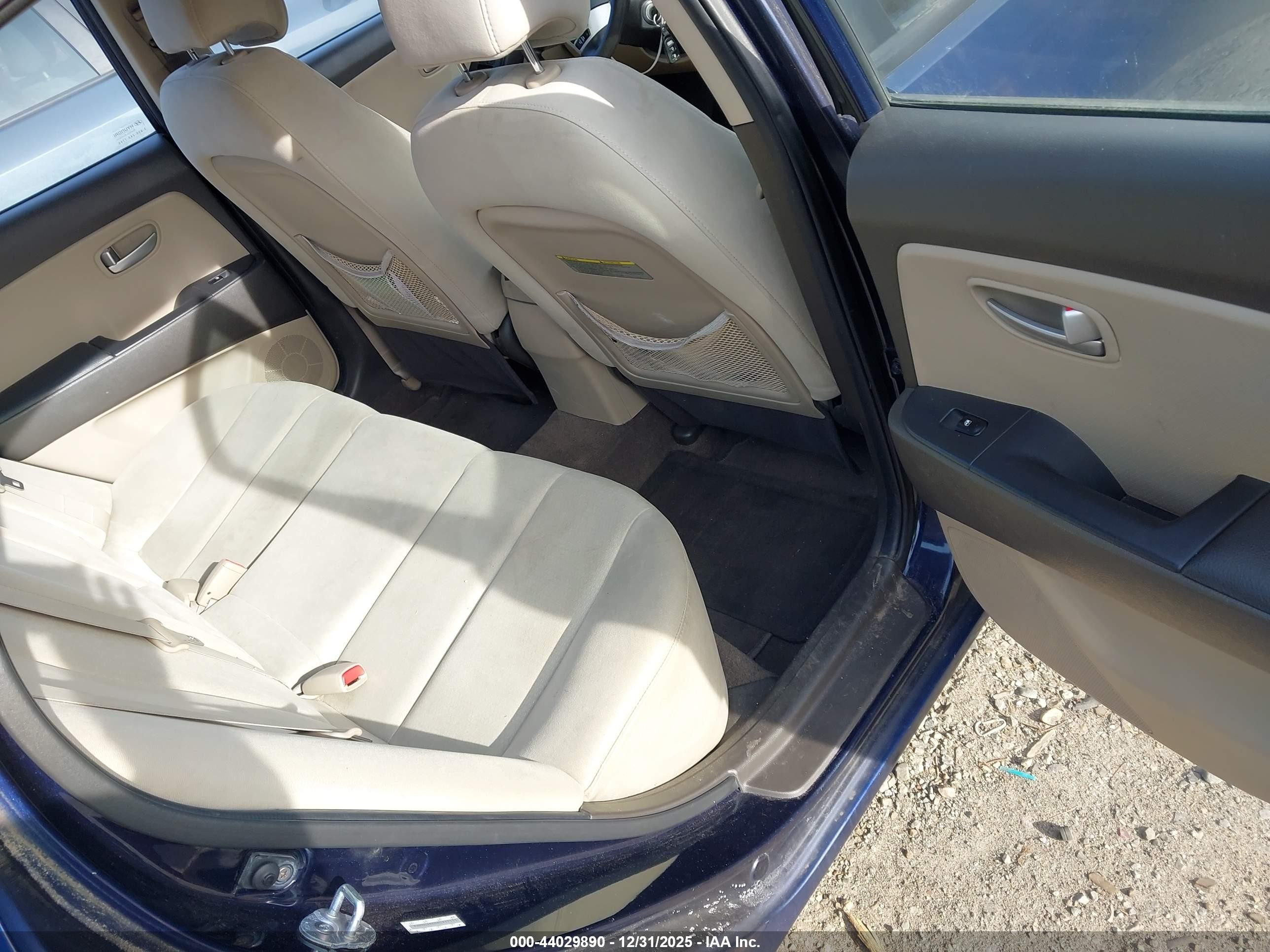 2008 Hyundai Elantra Gls/se Blue vin: KMHDU46D68U418151