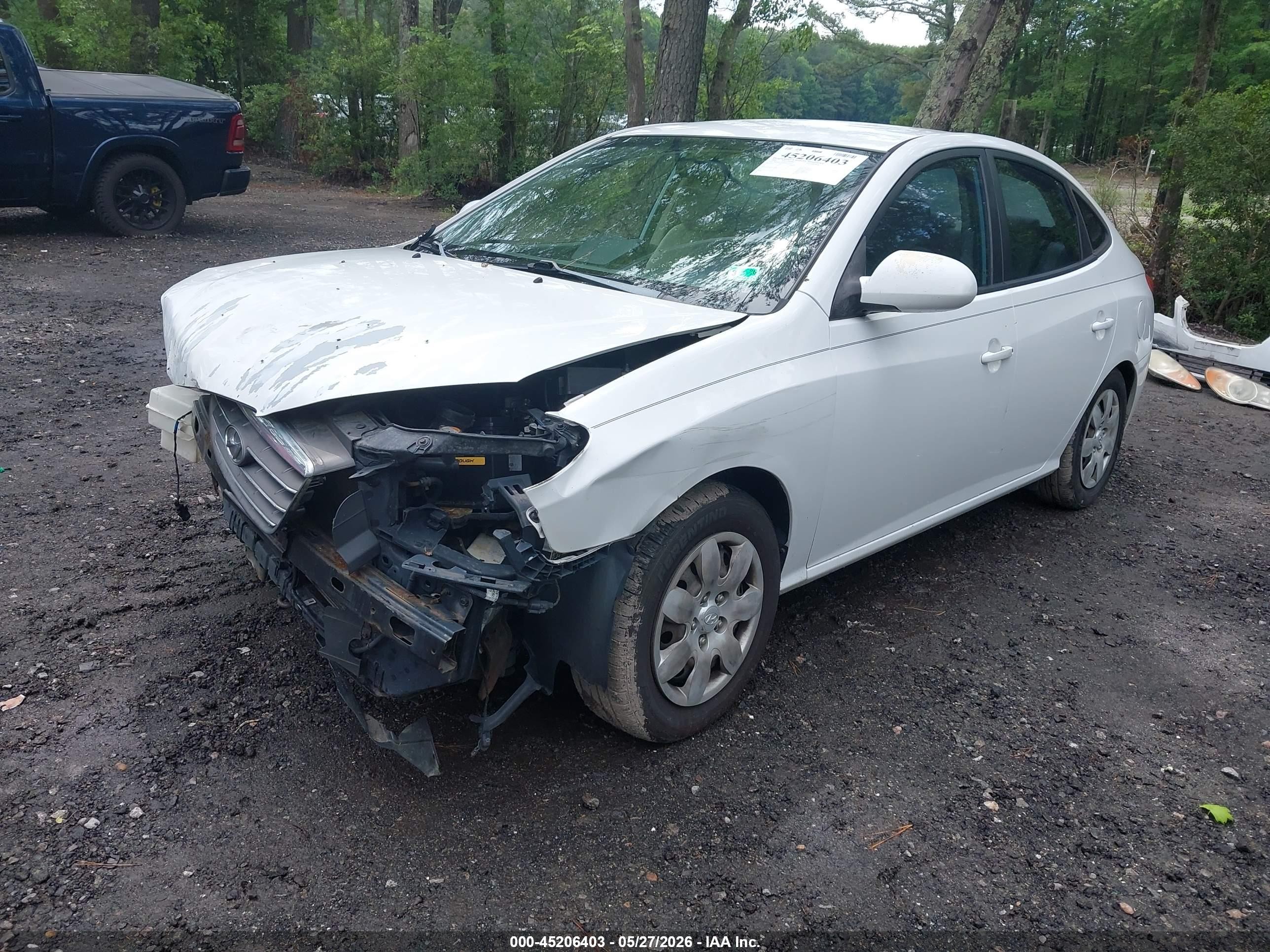 2008 Hyundai Elantra Gls/se White vin: KMHDU46D68U421261