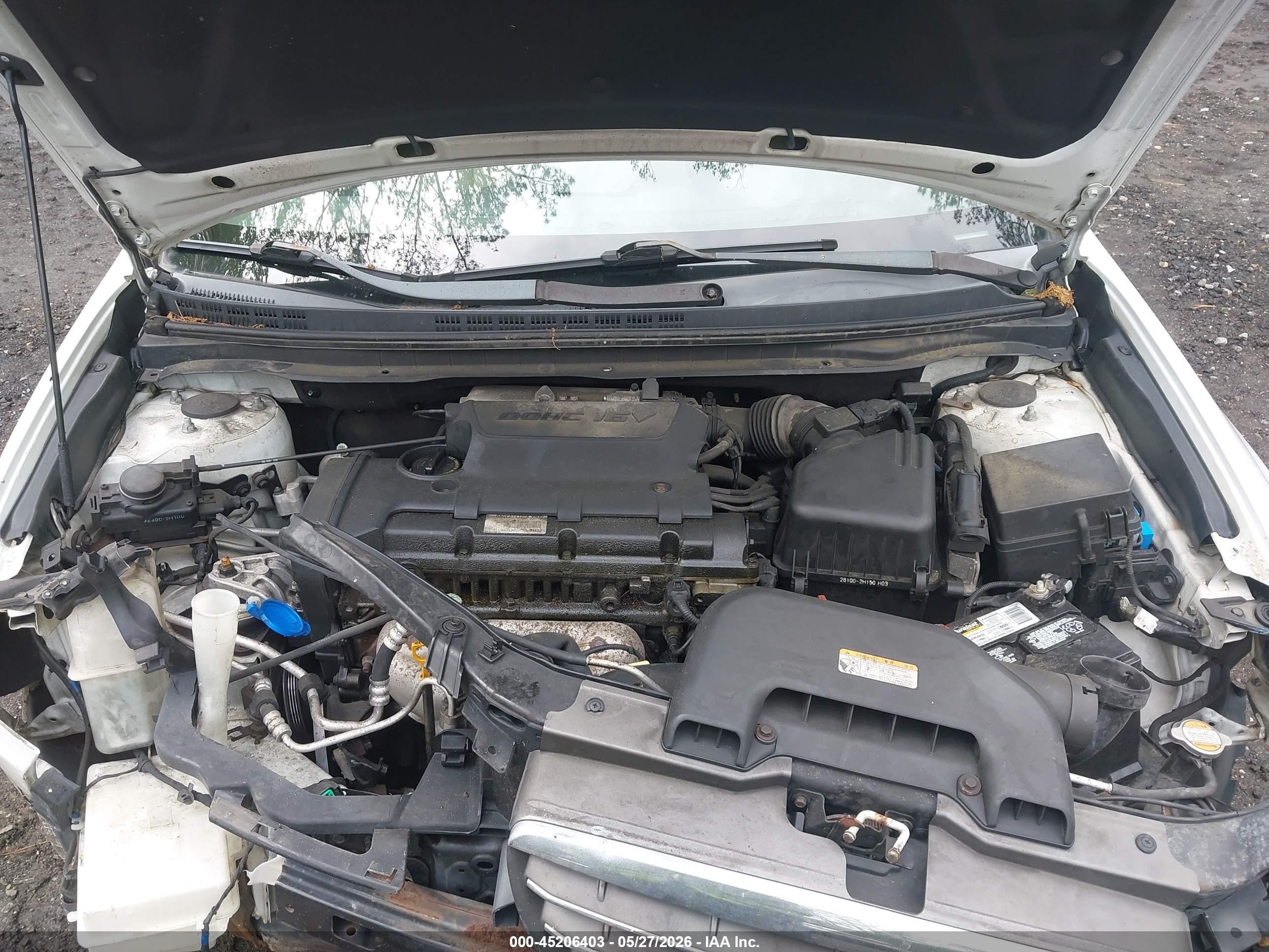 2008 Hyundai Elantra Gls/se White vin: KMHDU46D68U421261