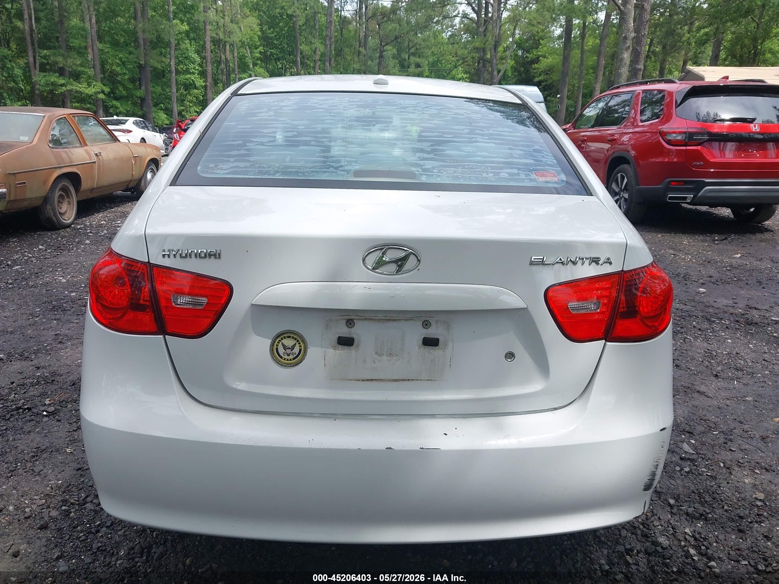 2008 Hyundai Elantra Gls/se White vin: KMHDU46D68U421261