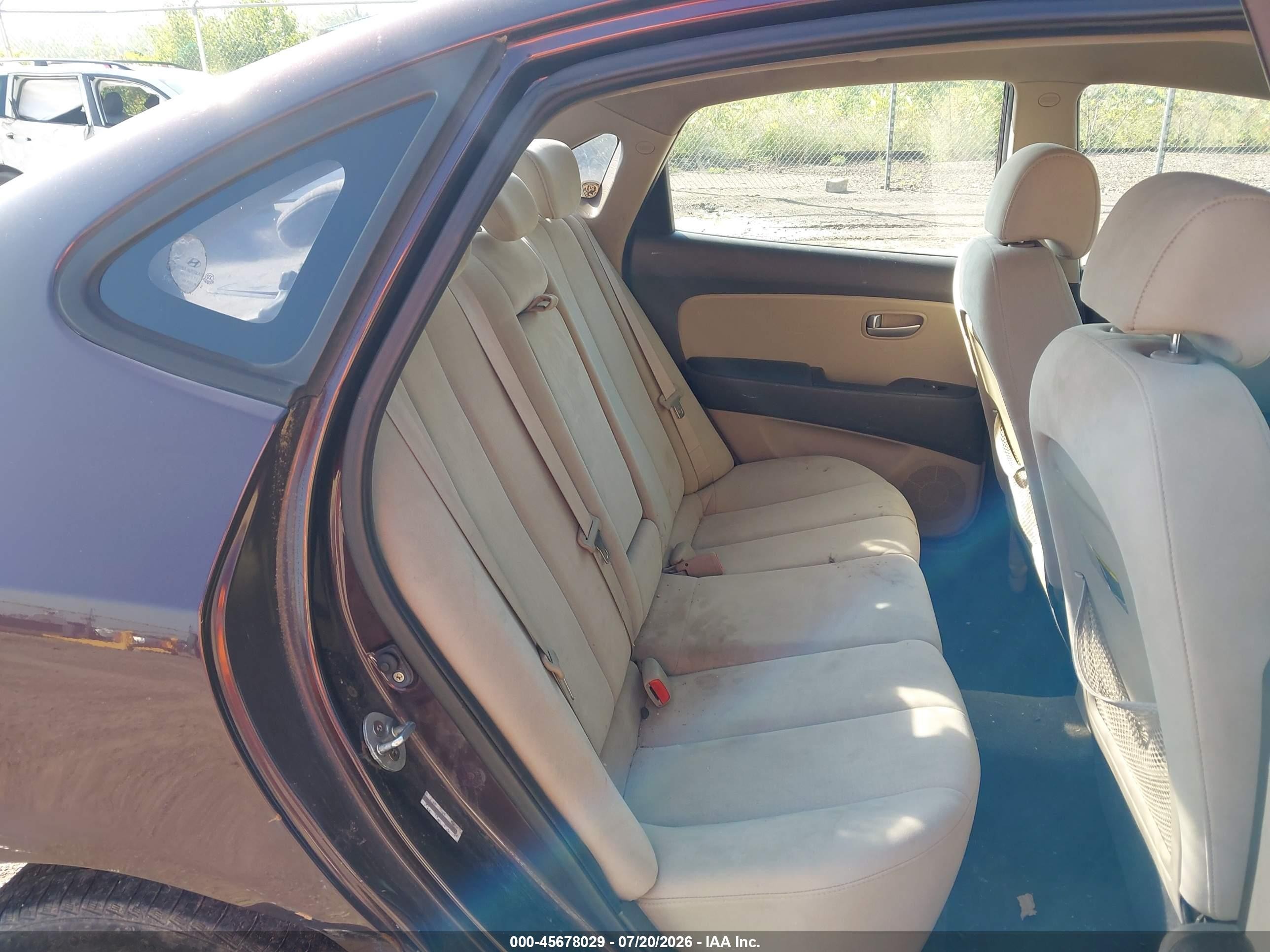 2008 Hyundai Elantra Gls/se Purple vin: KMHDU46D68U510487