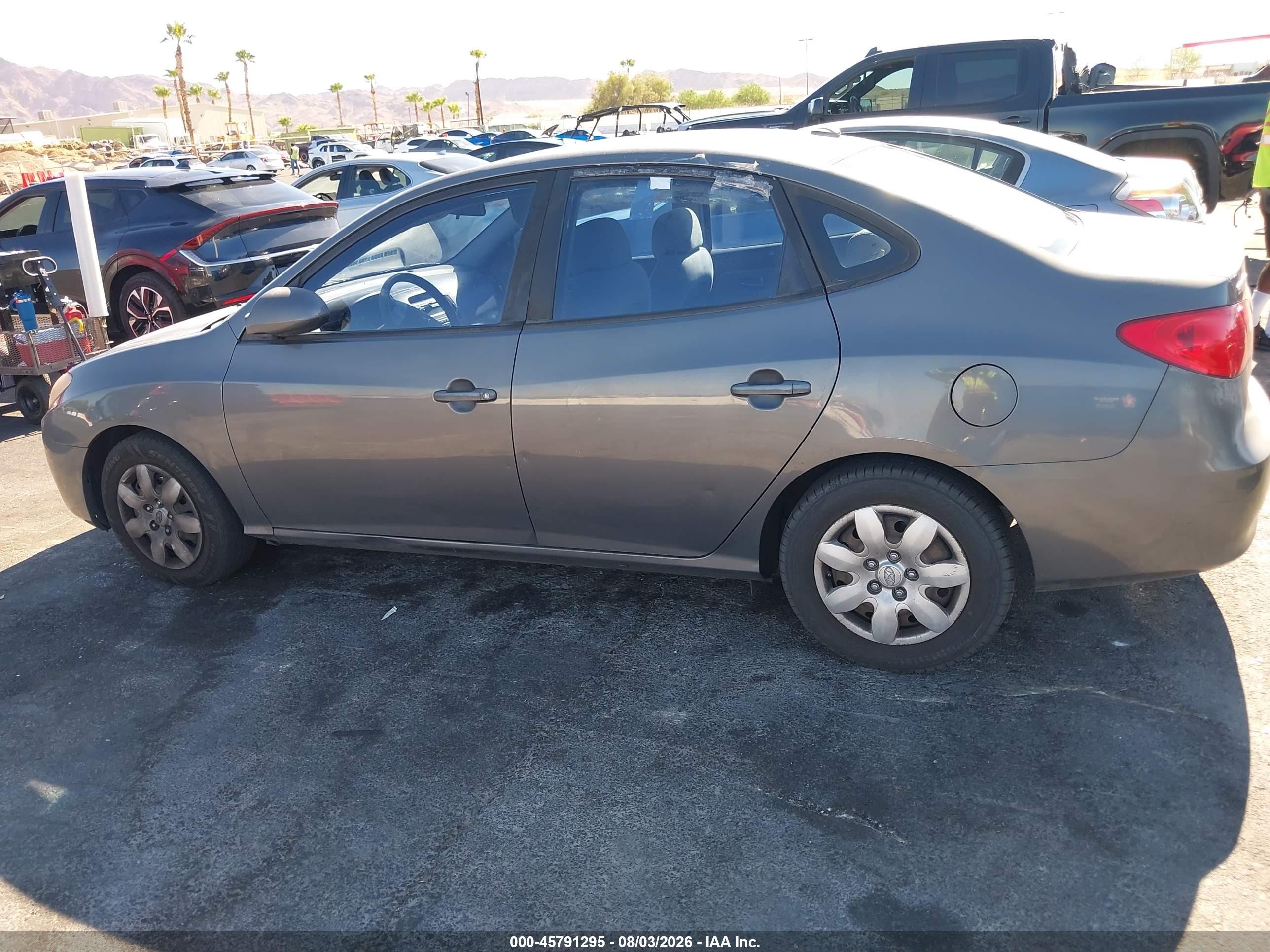 2009 Hyundai Elantra Gls Gray vin: KMHDU46D69U613961