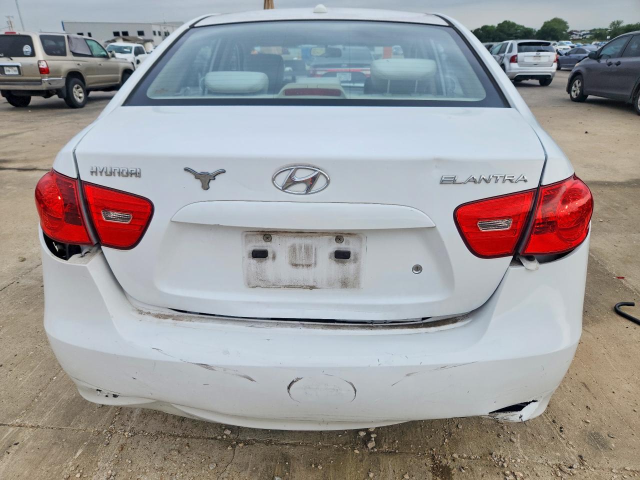 2009 Hyundai Elantra Gls White vin: KMHDU46D69U632090