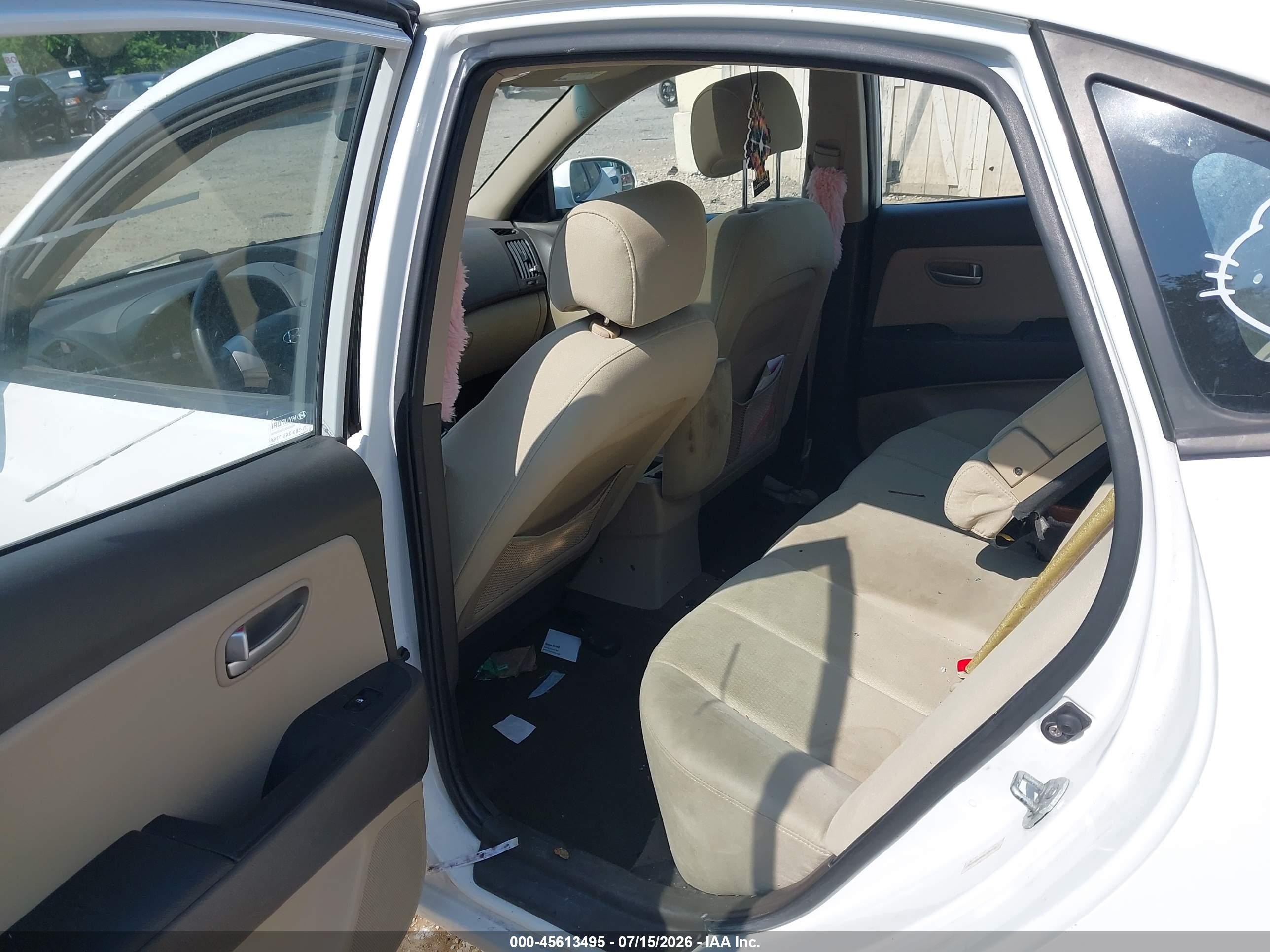 2009 Hyundai Elantra Gls White vin: KMHDU46D69U726972