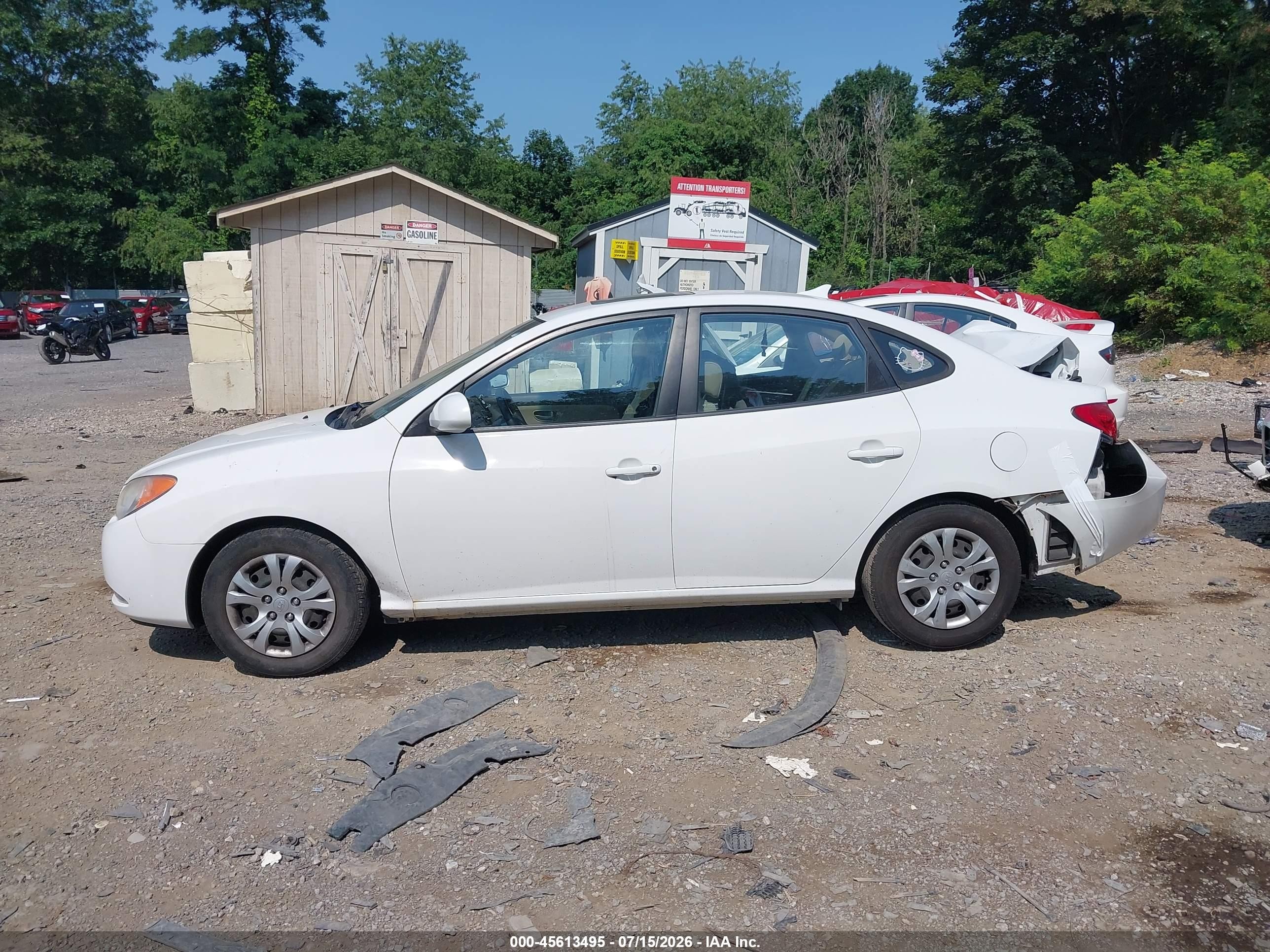 2009 Hyundai Elantra Gls White vin: KMHDU46D69U726972