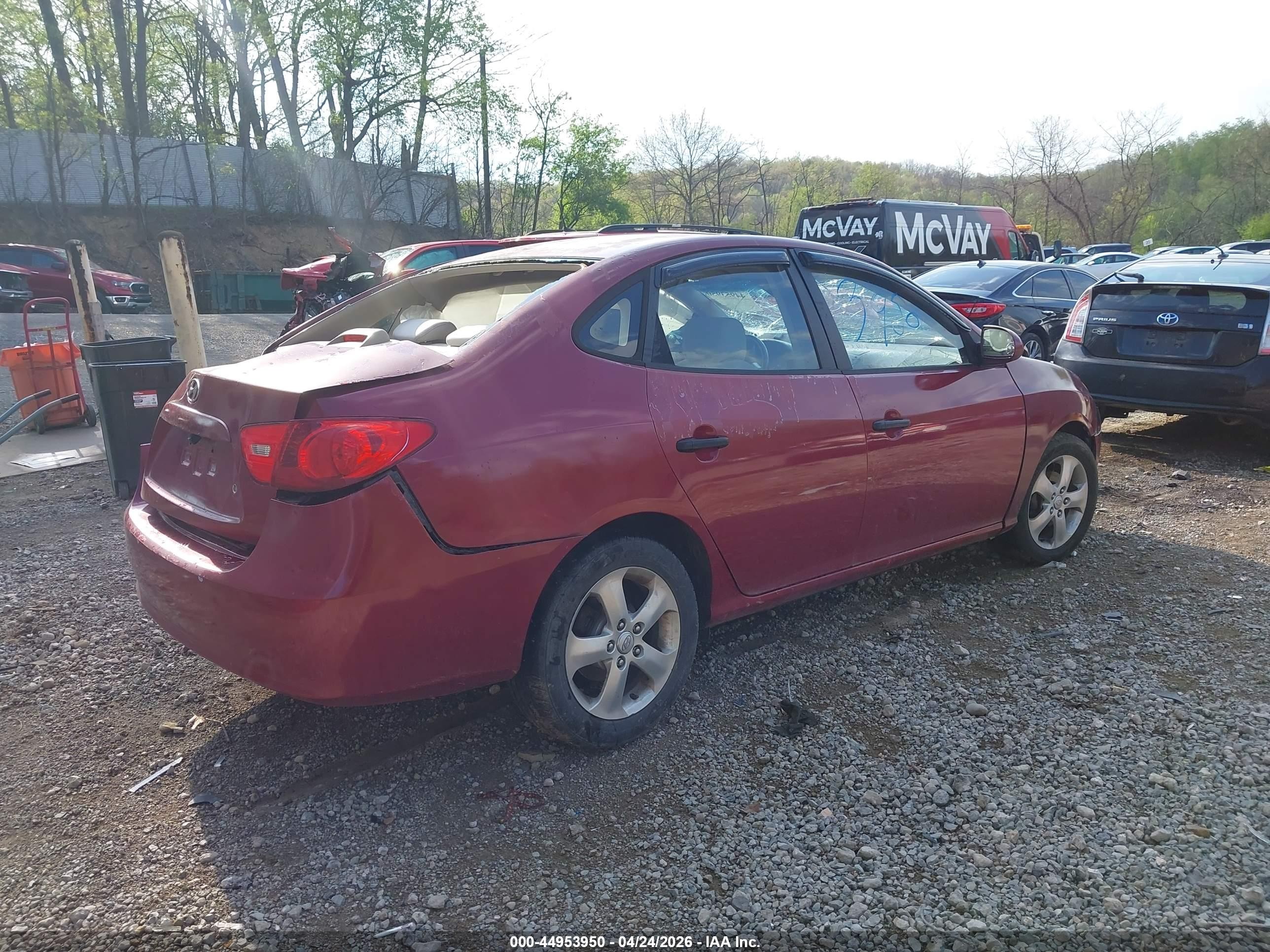 2007 Hyundai Elantra Gls/limited/se Red vin: KMHDU46D77U086851