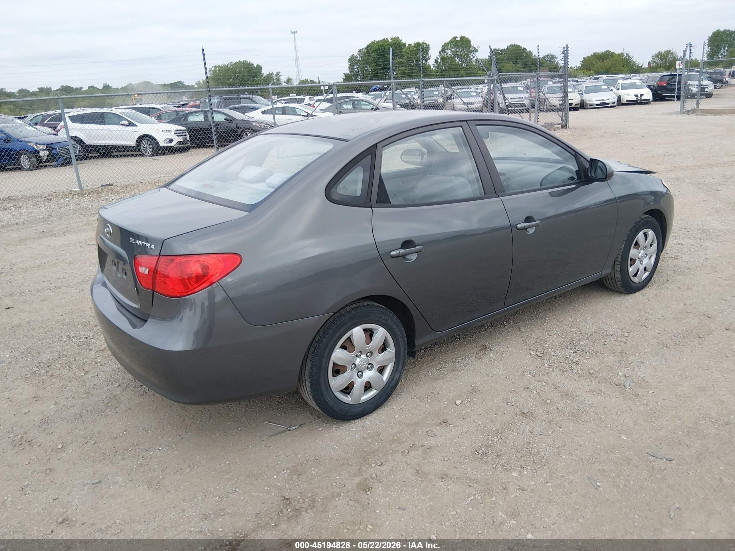 2007 Hyundai Elantra Gls/limited/se Gray vin: KMHDU46D77U087952