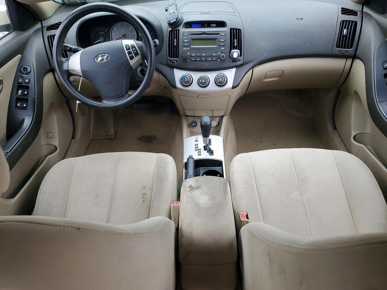 2007 Hyundai Elantra Tan vin: KMHDU46D77U195102