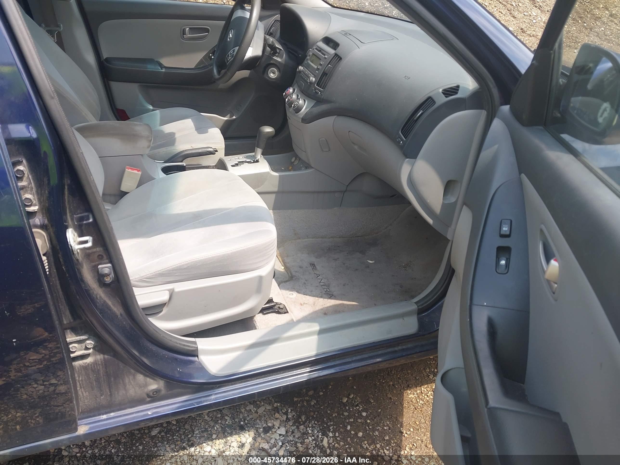 2008 Hyundai Elantra Gls/se Dark Blue vin: KMHDU46D78U318561
