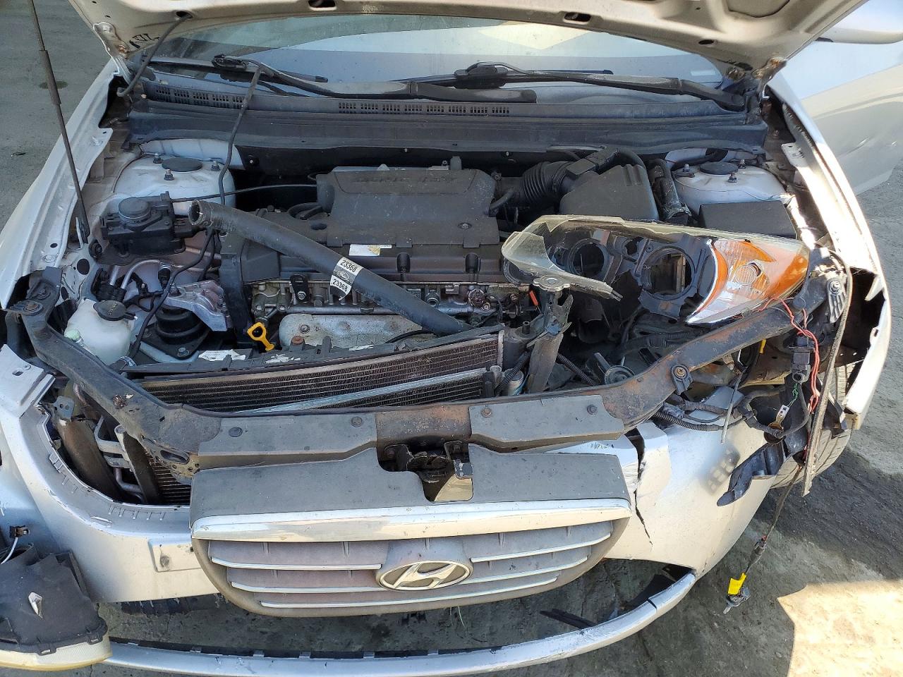 2008 Hyundai Elantra Gls Silver vin: KMHDU46D78U320570