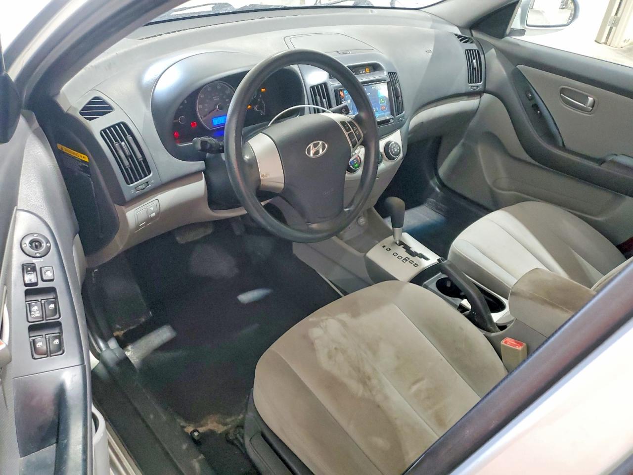 2008 Hyundai Elantra Gls Silver vin: KMHDU46D78U415002