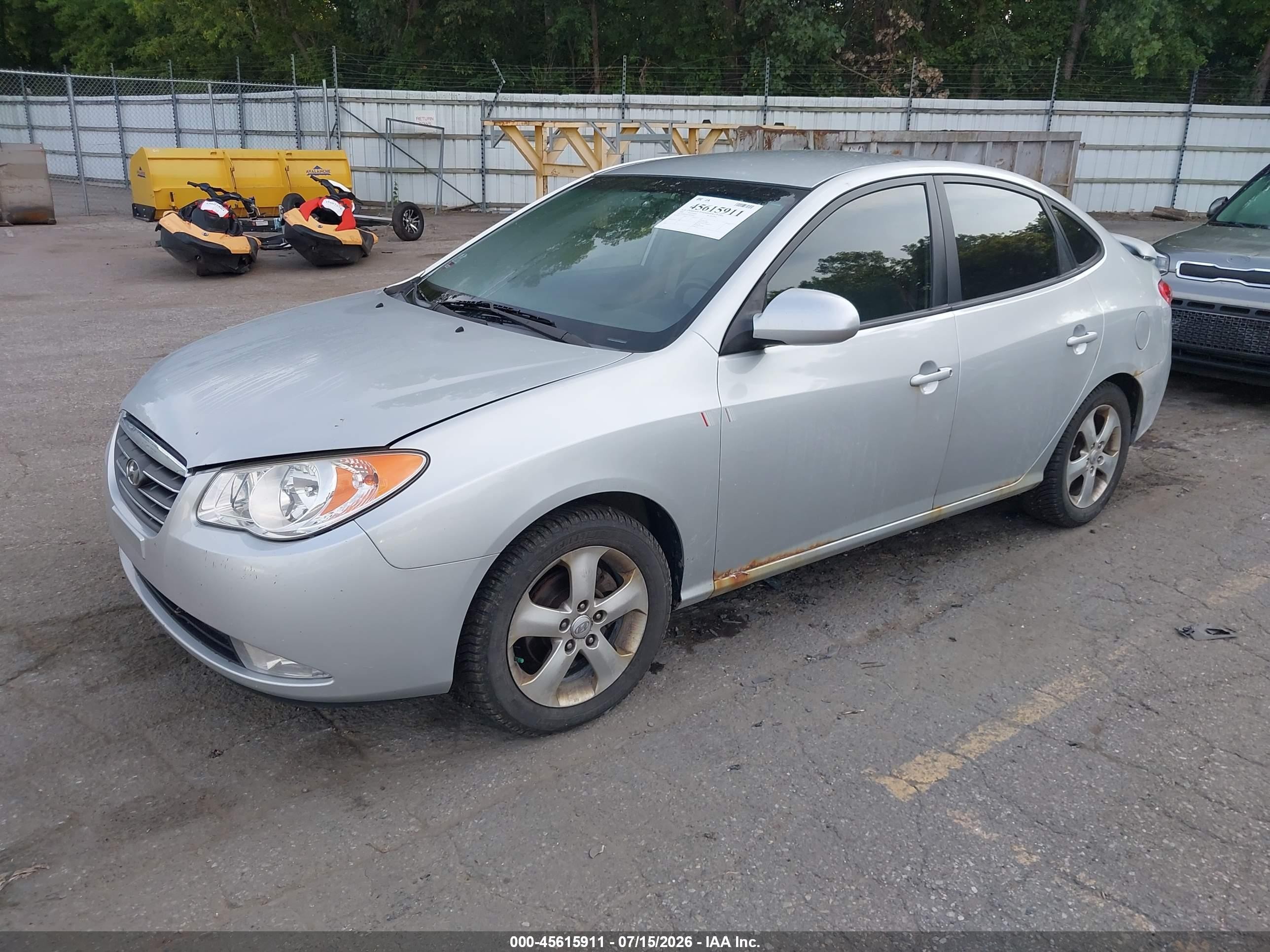 2008 Hyundai Elantra Gls/se Silver vin: KMHDU46D78U444077