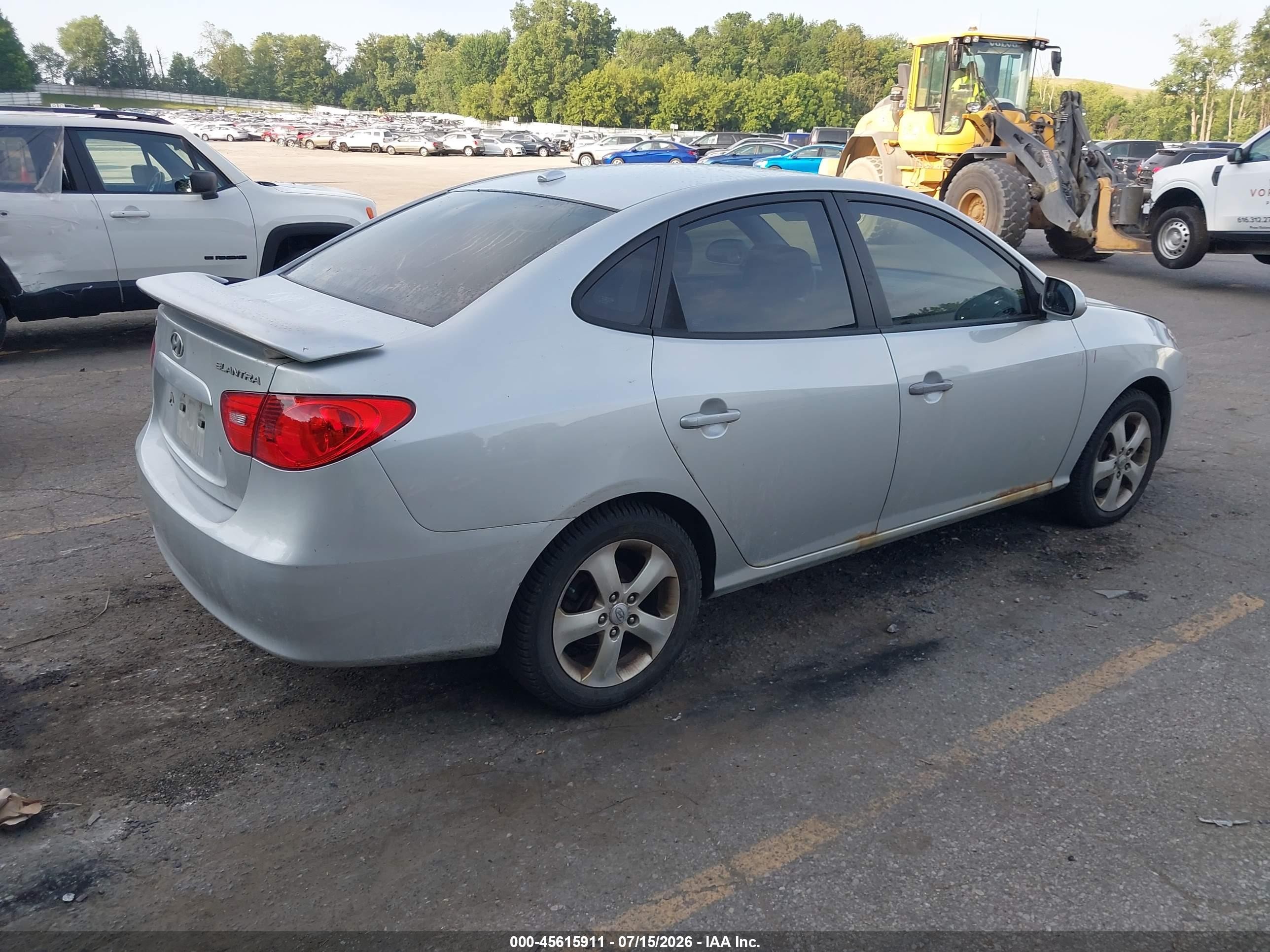 2008 Hyundai Elantra Gls/se Silver vin: KMHDU46D78U444077